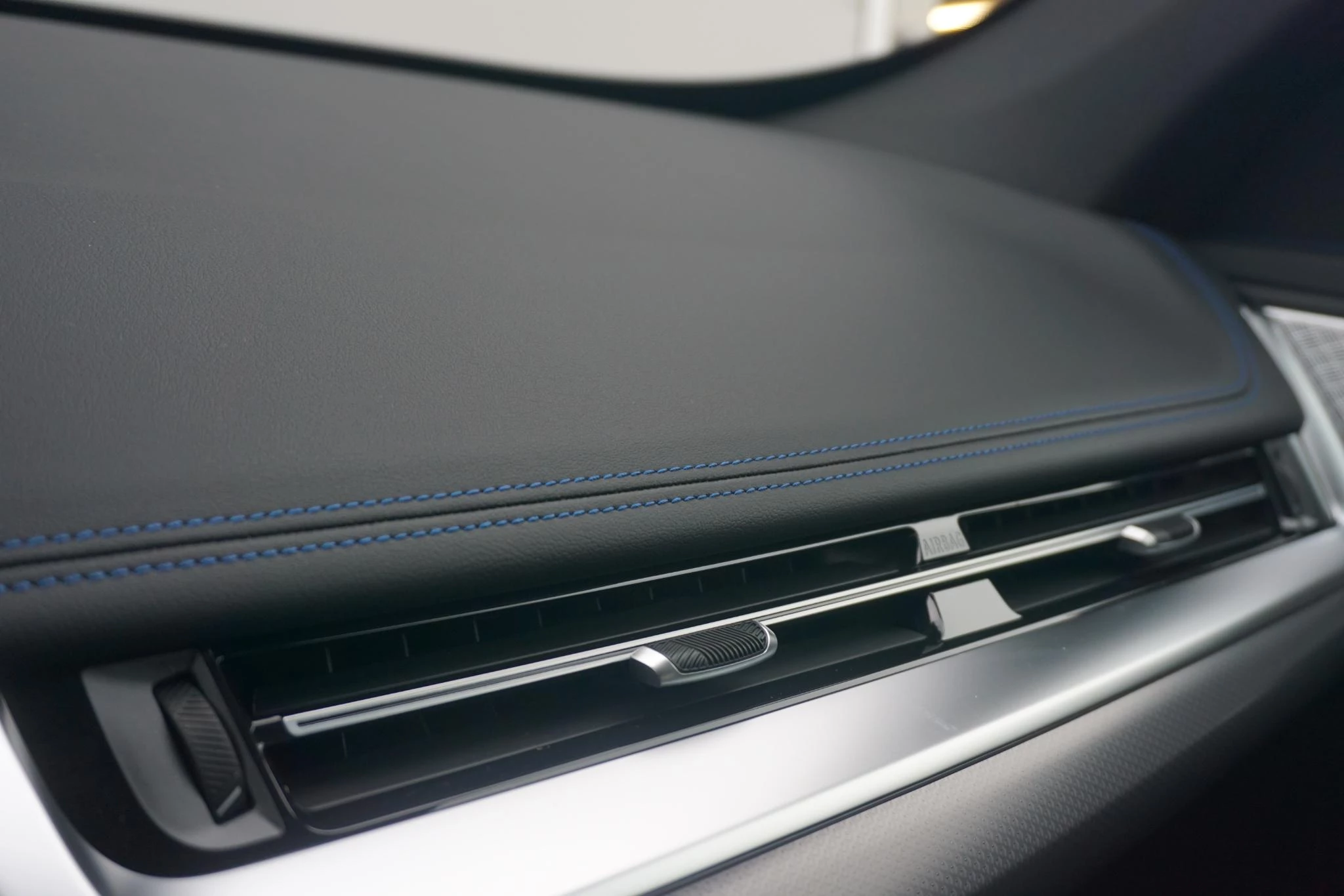 Hoofdafbeelding BMW iX1