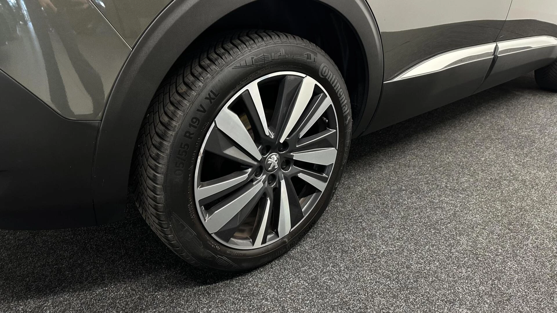 Hoofdafbeelding Peugeot 5008