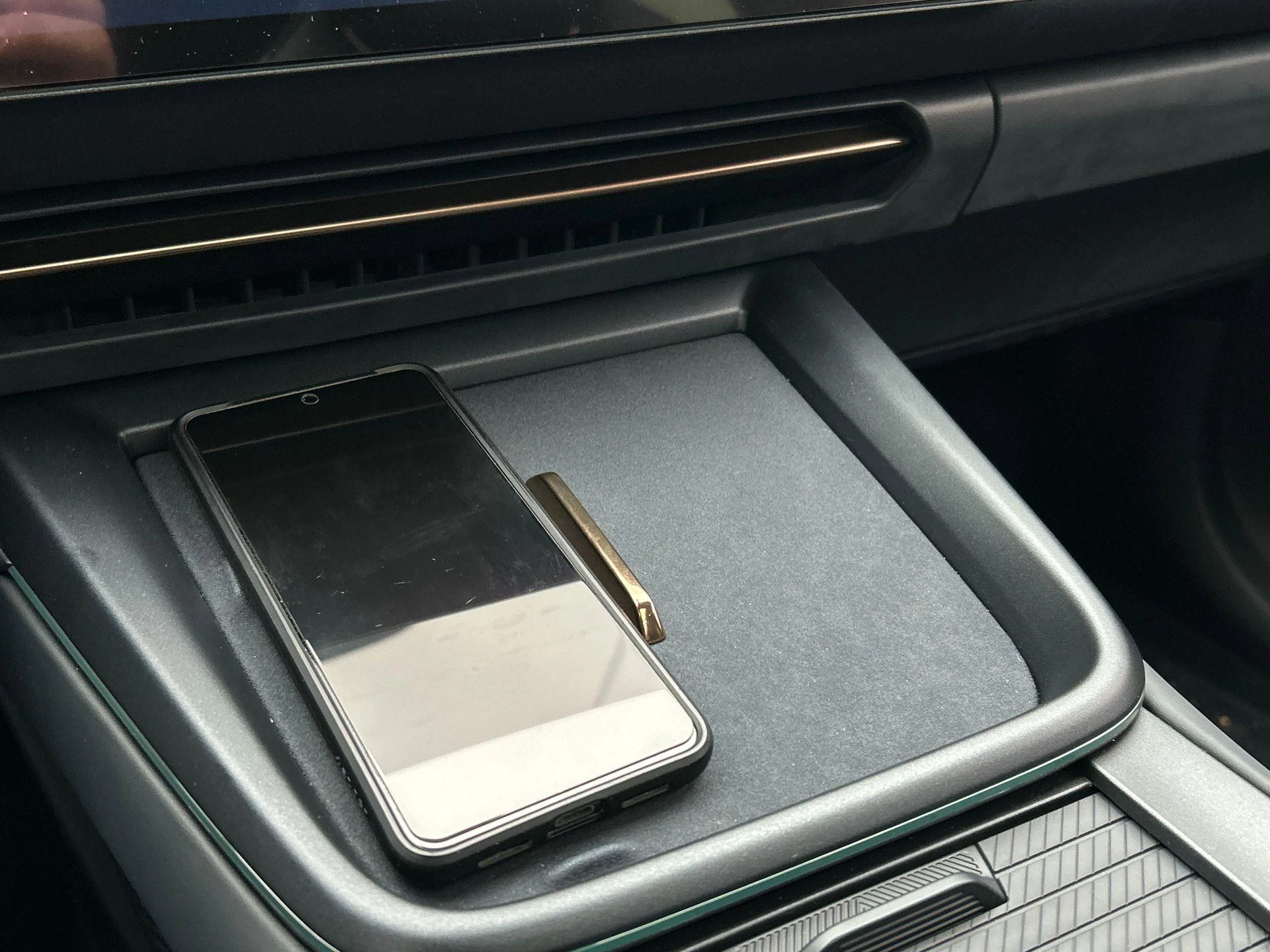 Hoofdafbeelding Lynk & Co 08