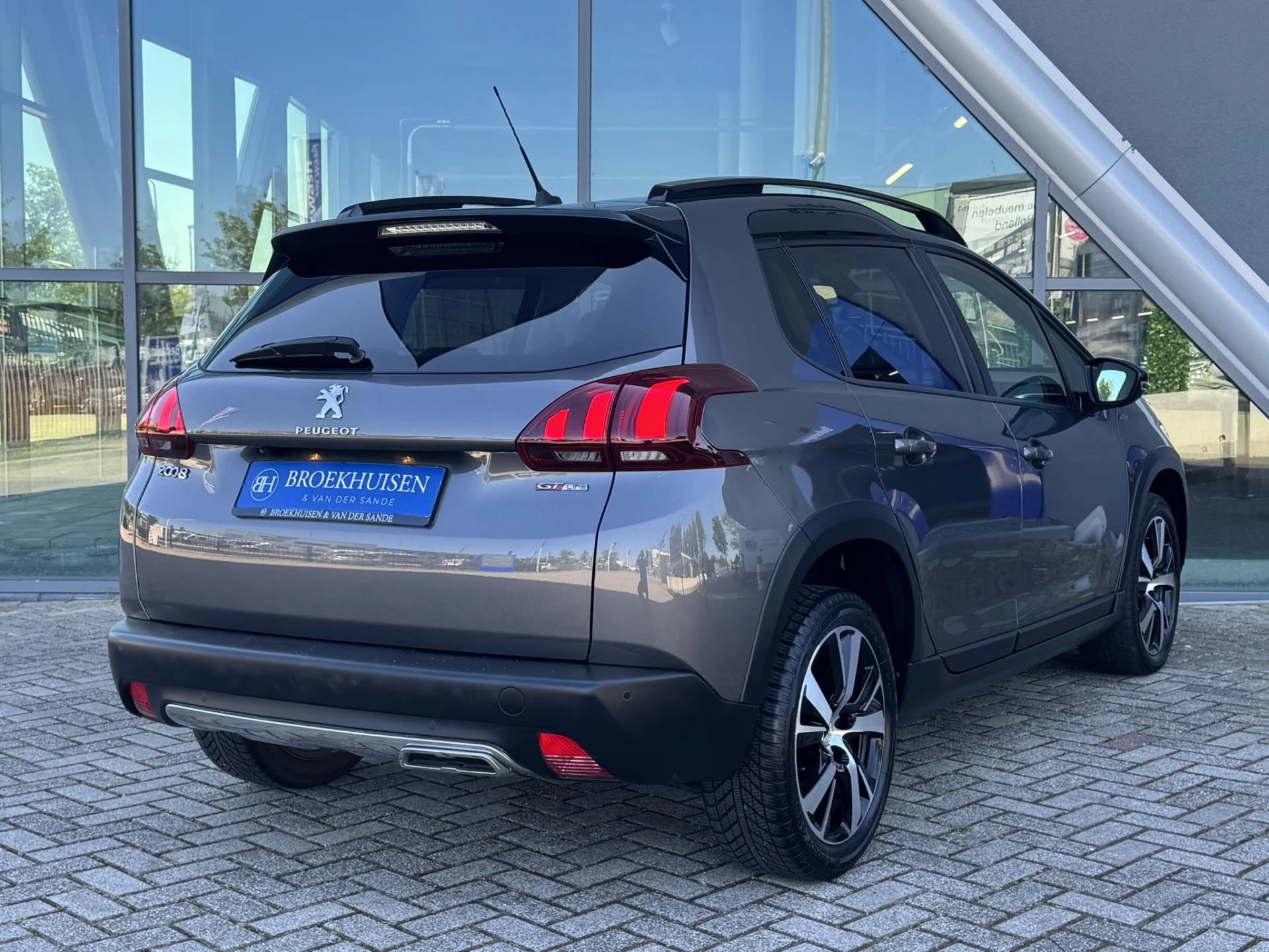 Hoofdafbeelding Peugeot 2008