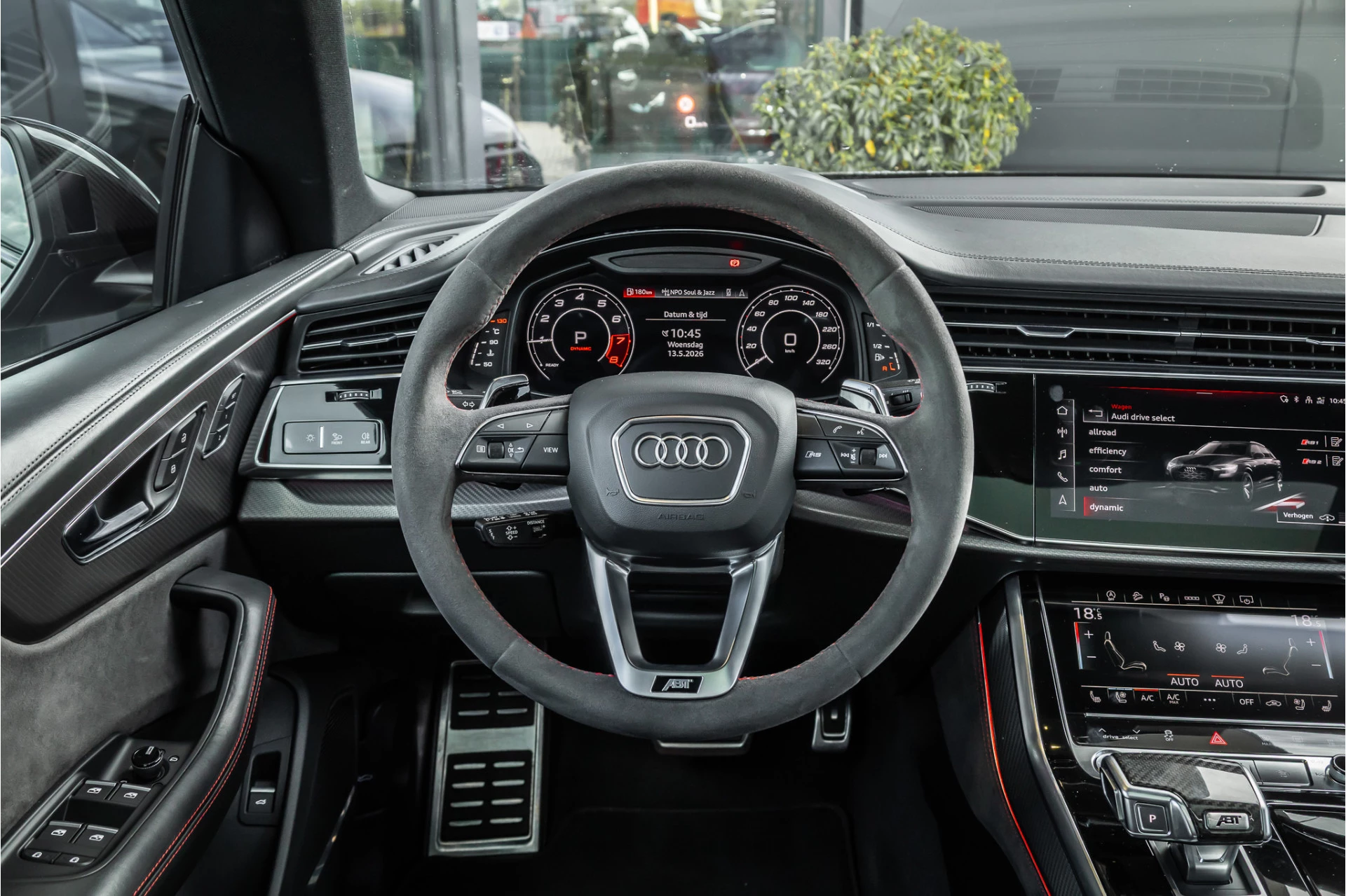 Hoofdafbeelding Audi RSQ8