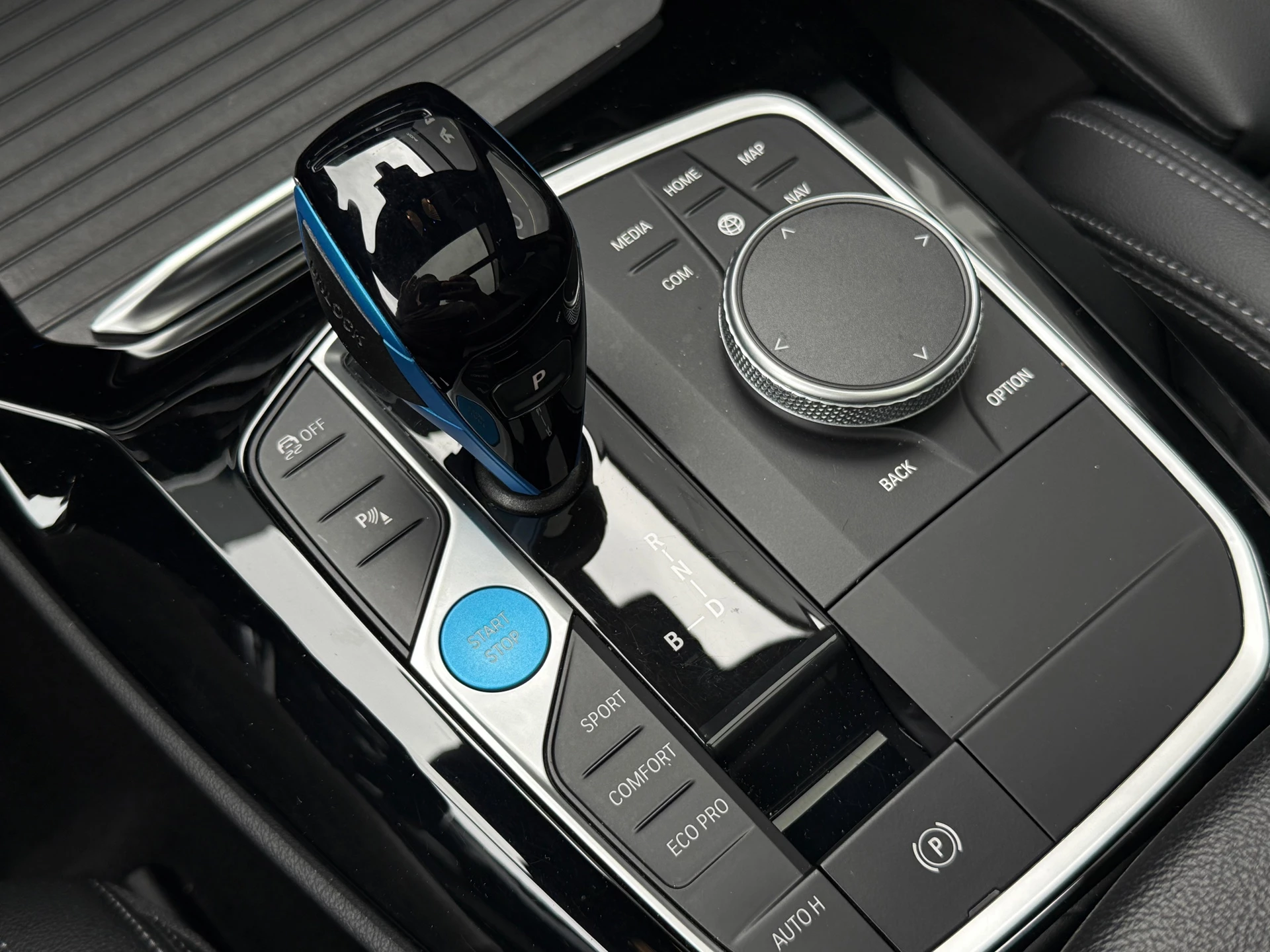 Hoofdafbeelding BMW iX3