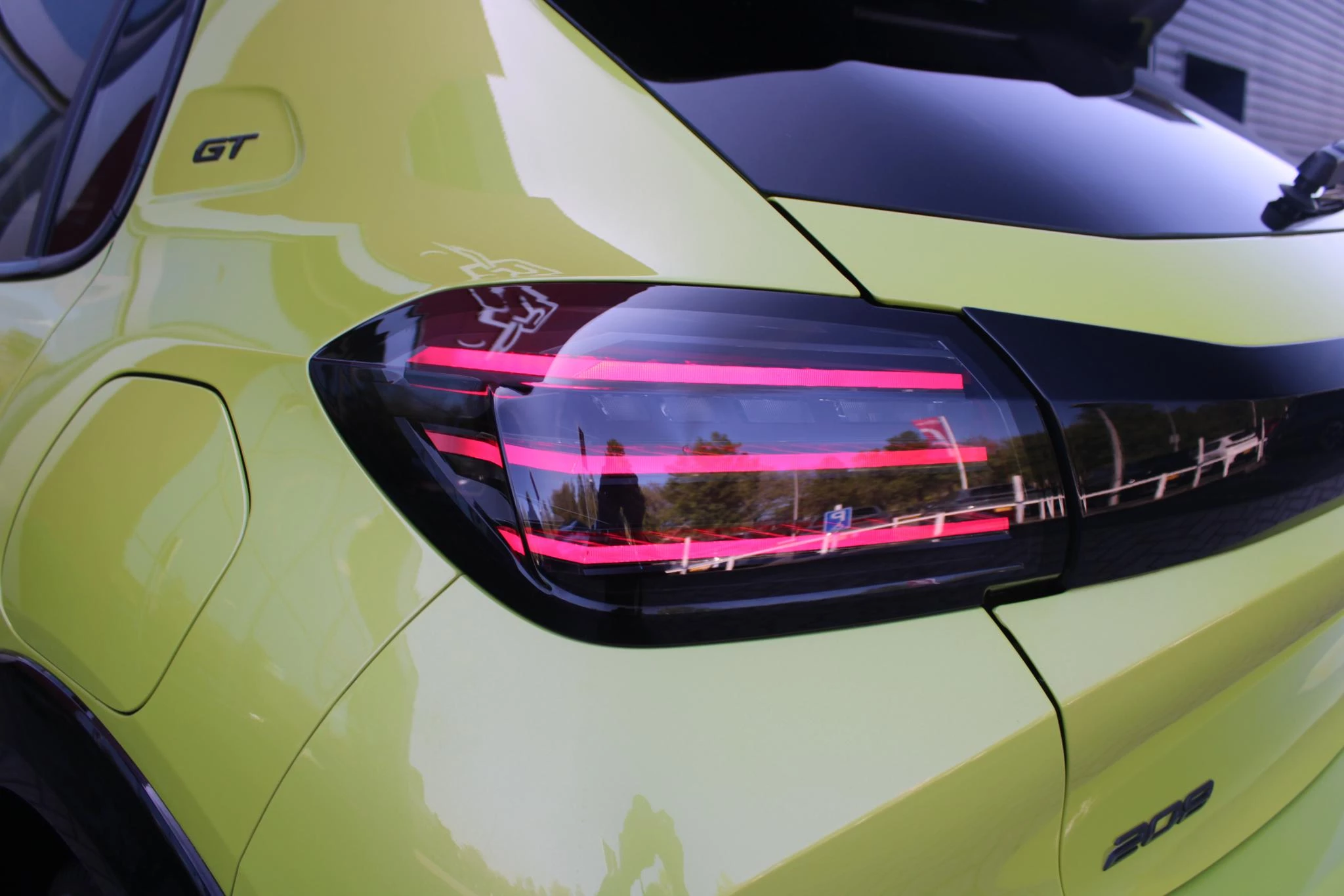 Hoofdafbeelding Peugeot 208