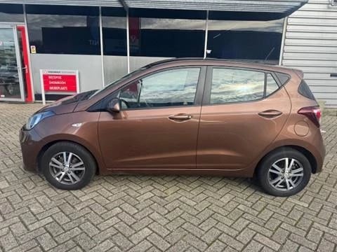 Hoofdafbeelding Hyundai i10