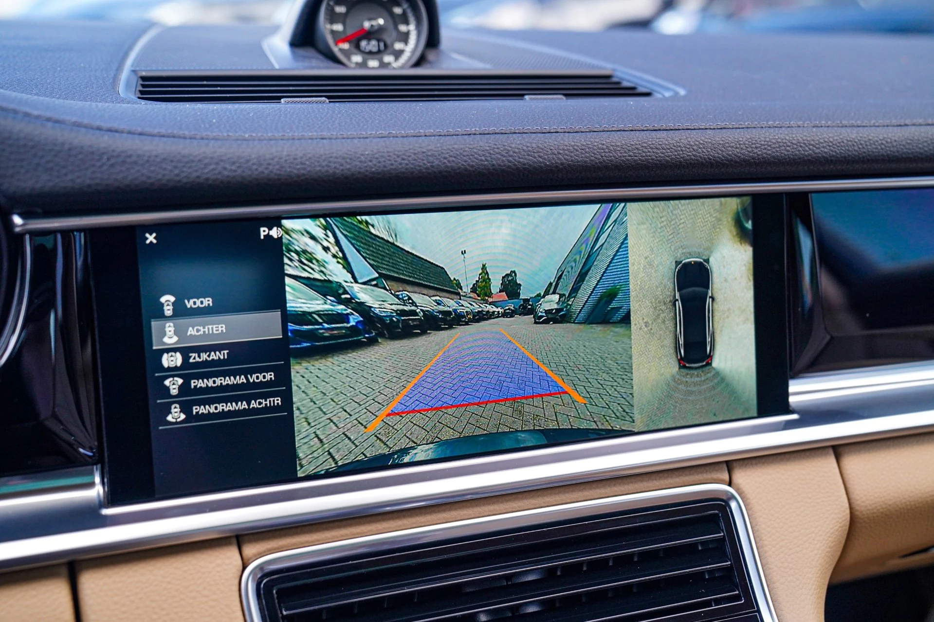 Hoofdafbeelding Porsche Panamera