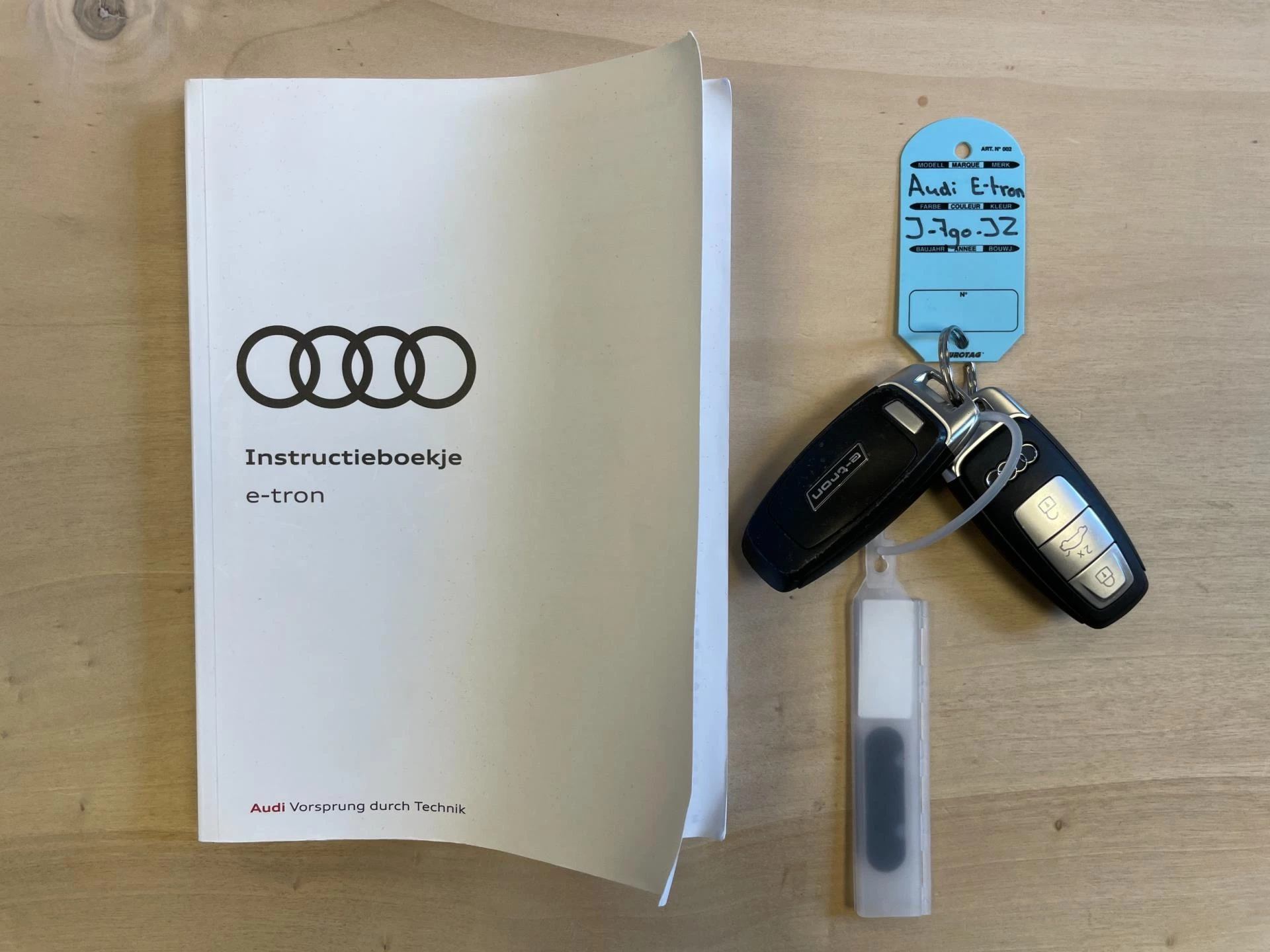 Hoofdafbeelding Audi e-tron