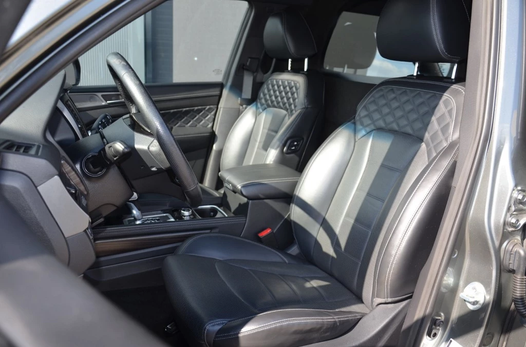 Hoofdafbeelding SsangYong Rexton
