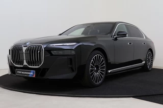 Hoofdafbeelding BMW i7 BMW i7 eDrive50 M Sport / Panoramadak / Massagefunctie / Stoelventilatie / Parking Assistant Professional / Bowers & Wilkins / Driving Assistant Professional / Live Cockpit Professional