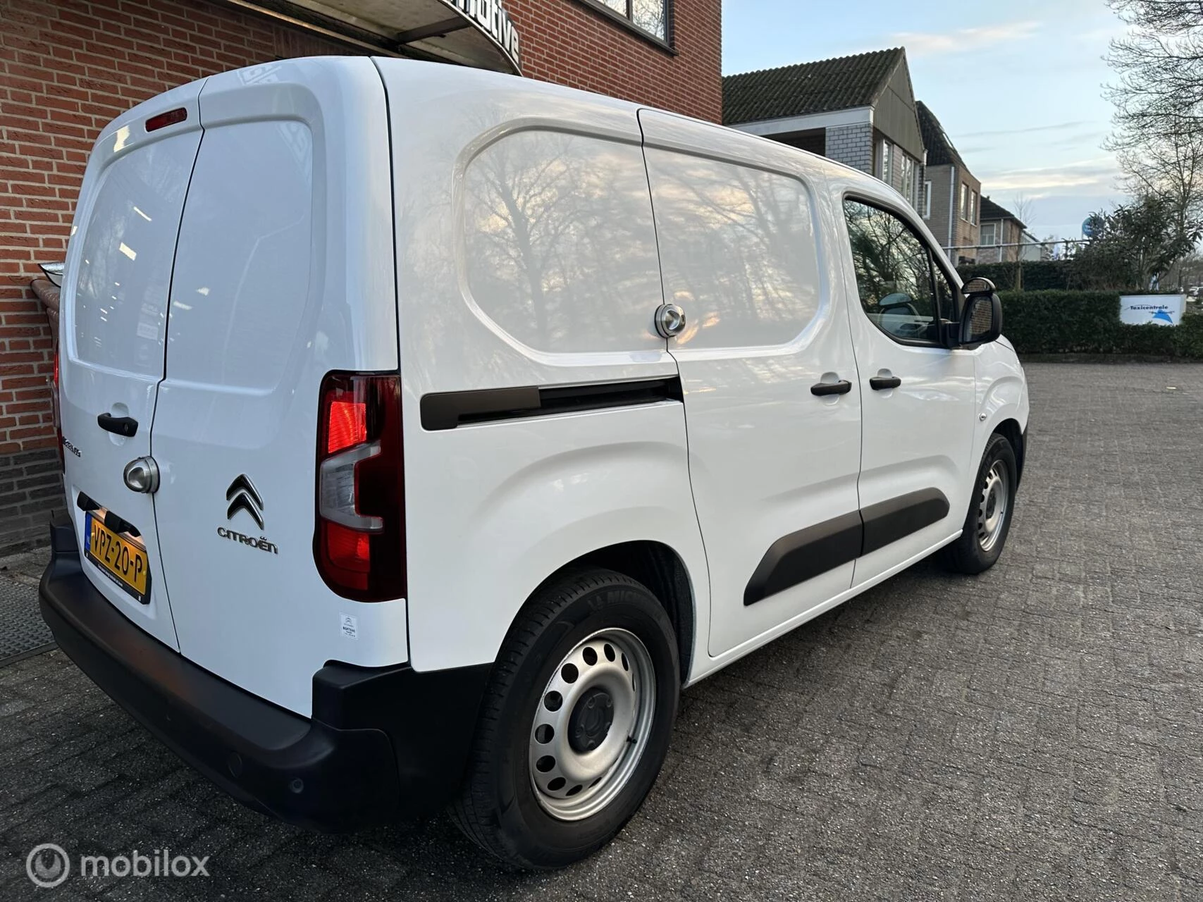 Hoofdafbeelding Citroën ë-Berlingo