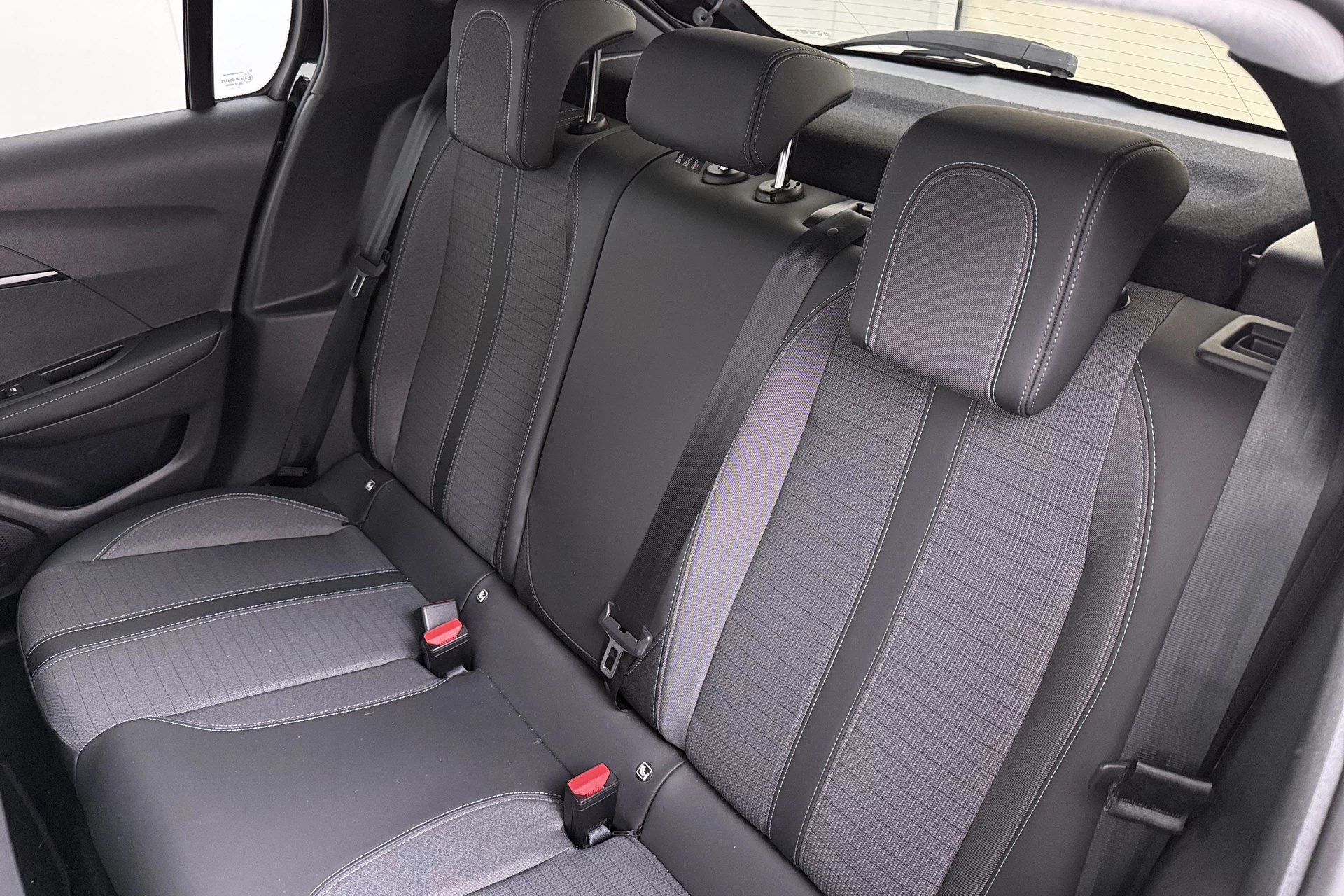 Hoofdafbeelding Peugeot e-208