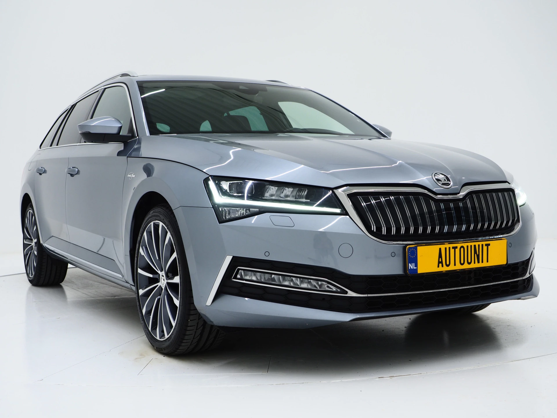 Hoofdafbeelding Škoda Superb