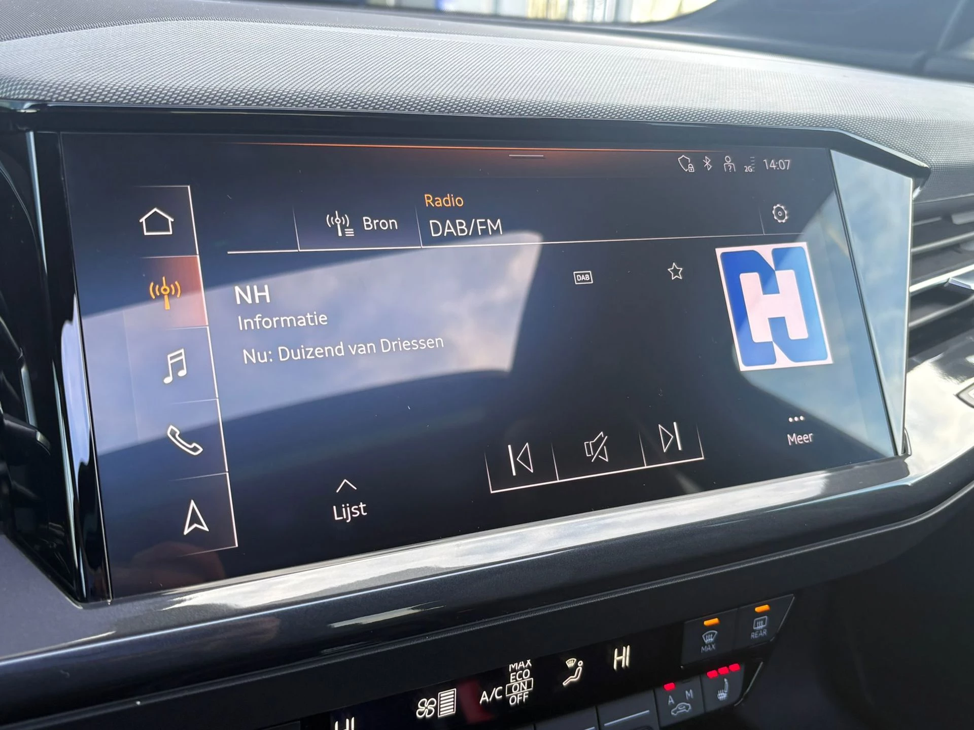 Hoofdafbeelding Audi Q4 Sportback e-tron