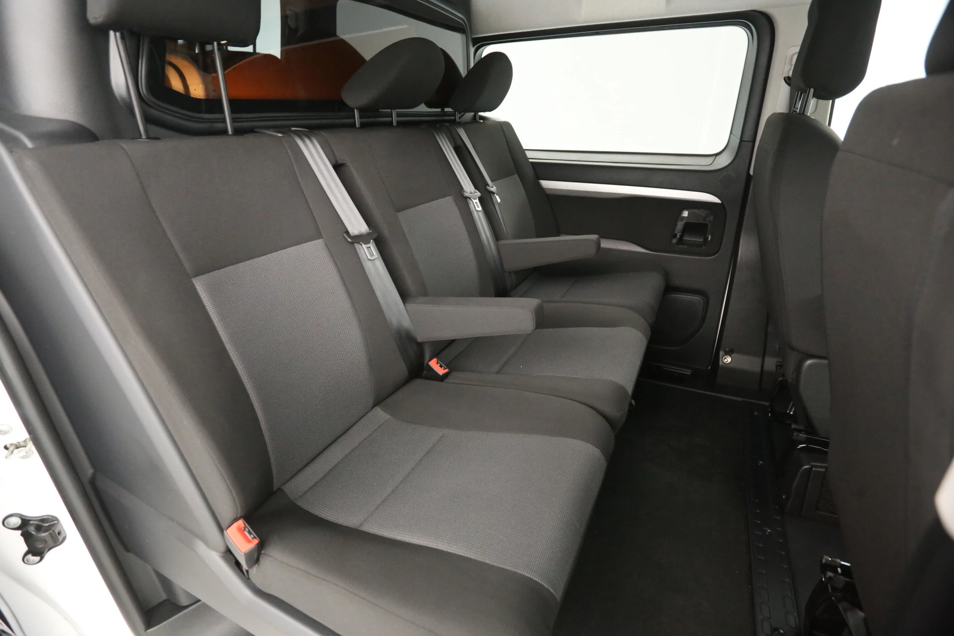 Hoofdafbeelding Peugeot e-Expert