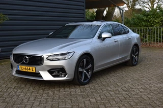 Hoofdafbeelding Volvo S90 Volvo S90 2.0 D5 AWD R-DESIGN!!!BJ 2019!! 19 INCH!! 235PK !!25894 EURO!!!