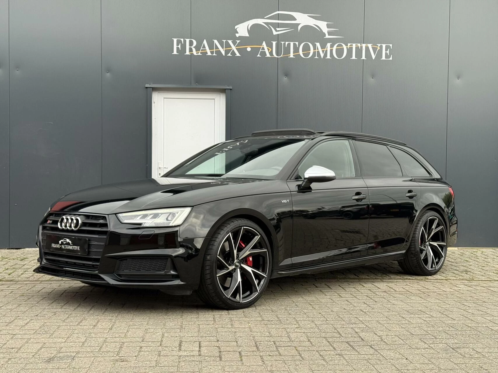 Hoofdafbeelding Audi S4
