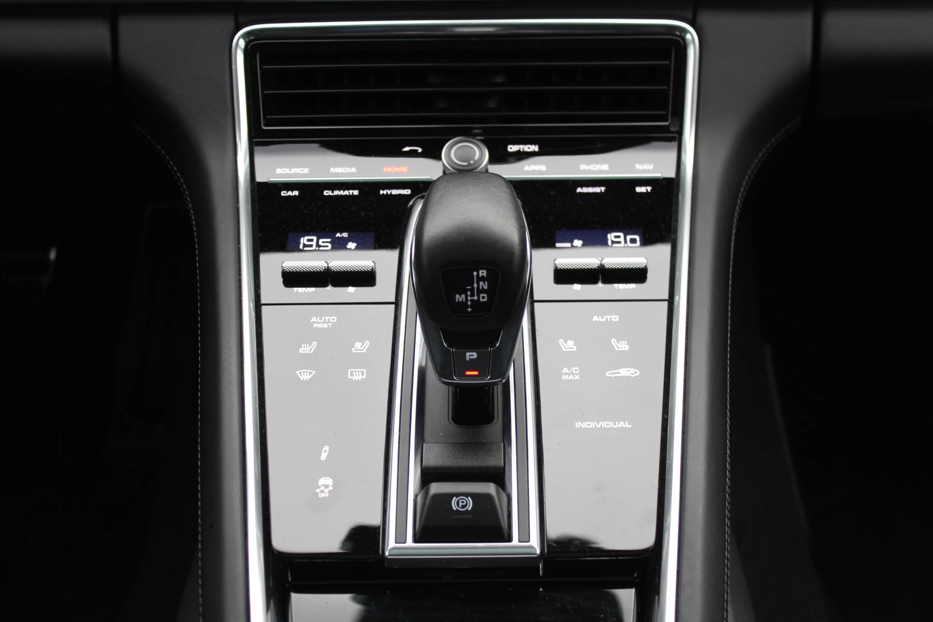 Hoofdafbeelding Porsche Panamera