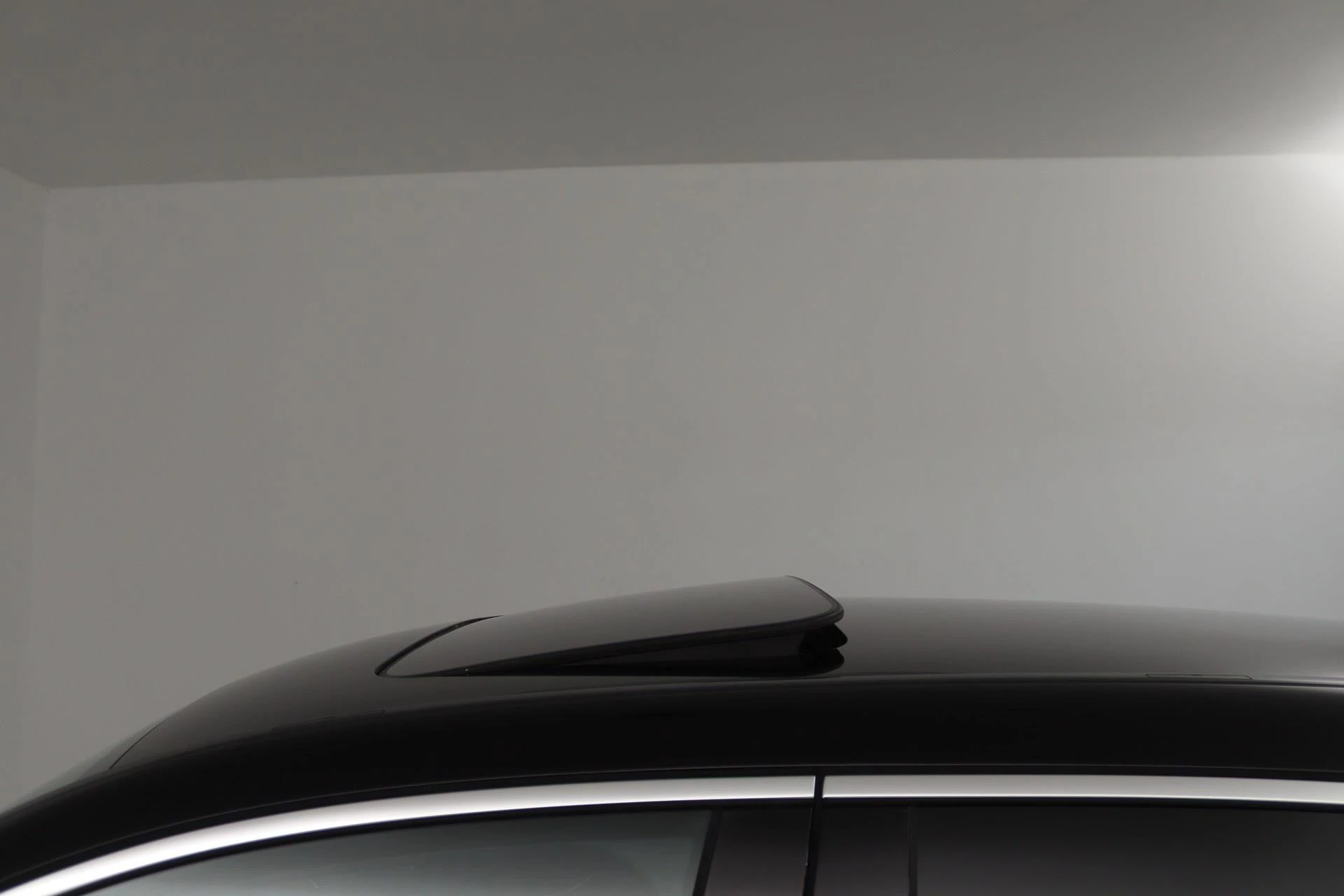 Hoofdafbeelding Mercedes-Benz EQC