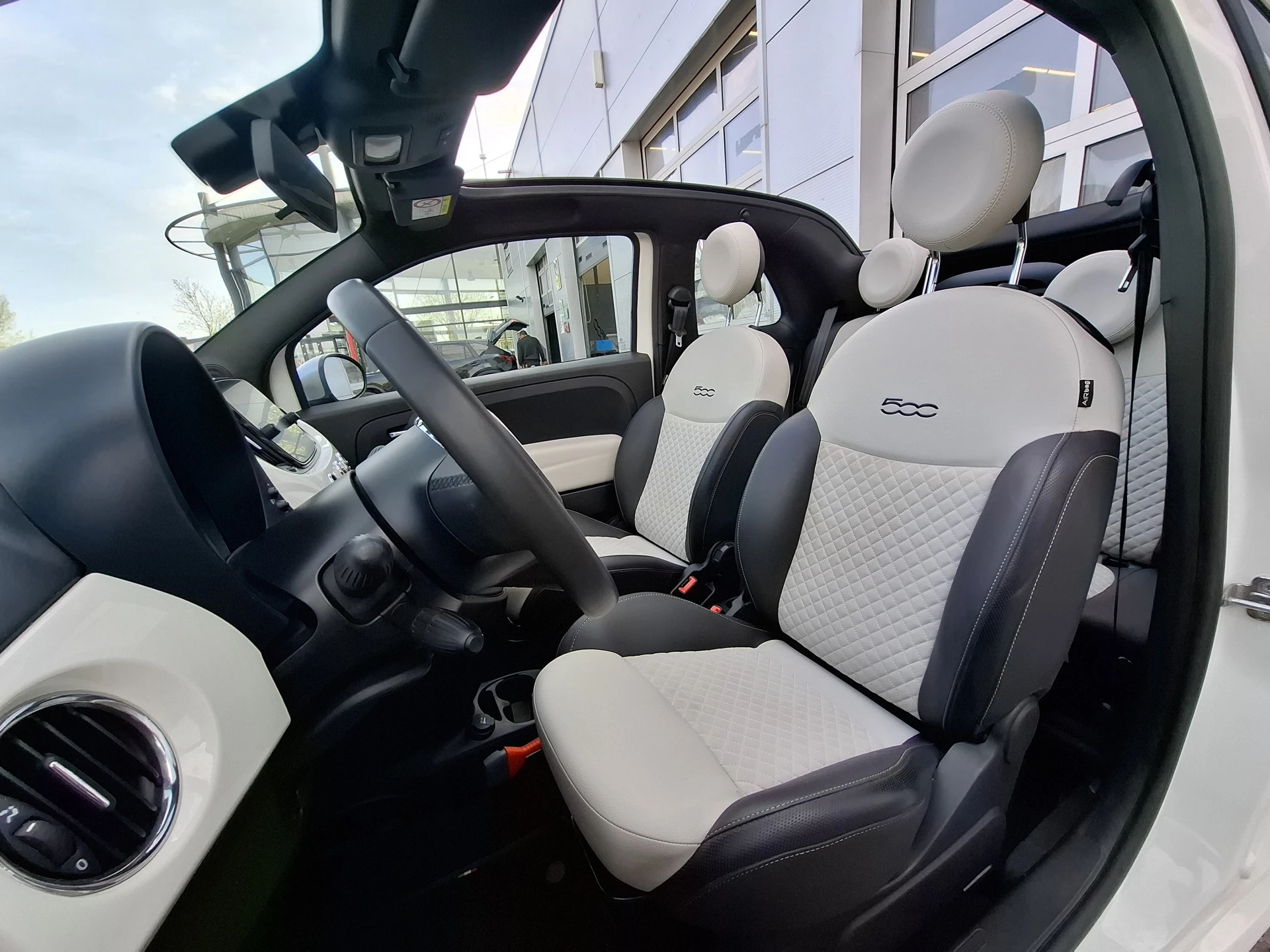 Hoofdafbeelding Fiat 500C