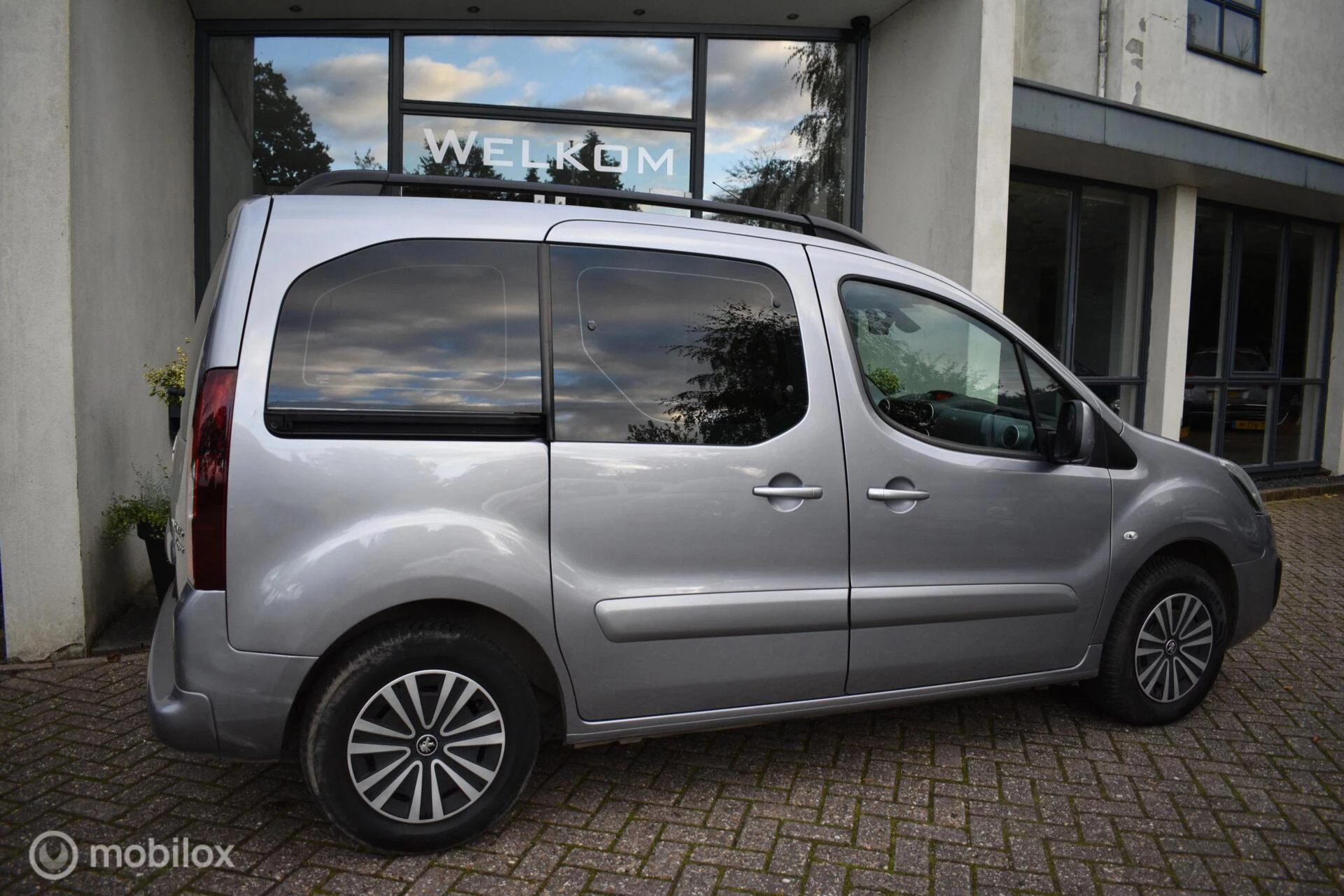 Hoofdafbeelding Peugeot Partner