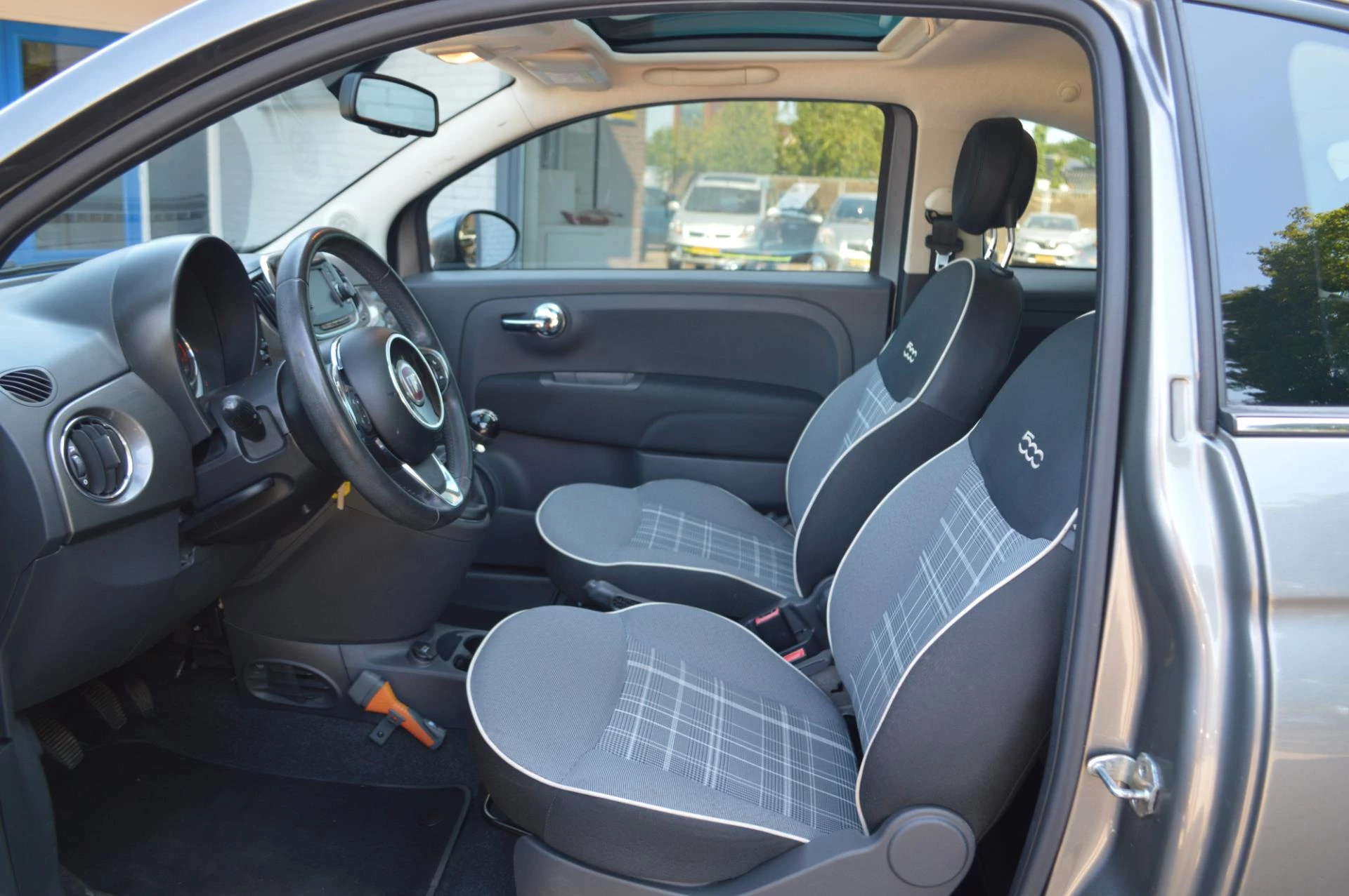 Hoofdafbeelding Fiat 500