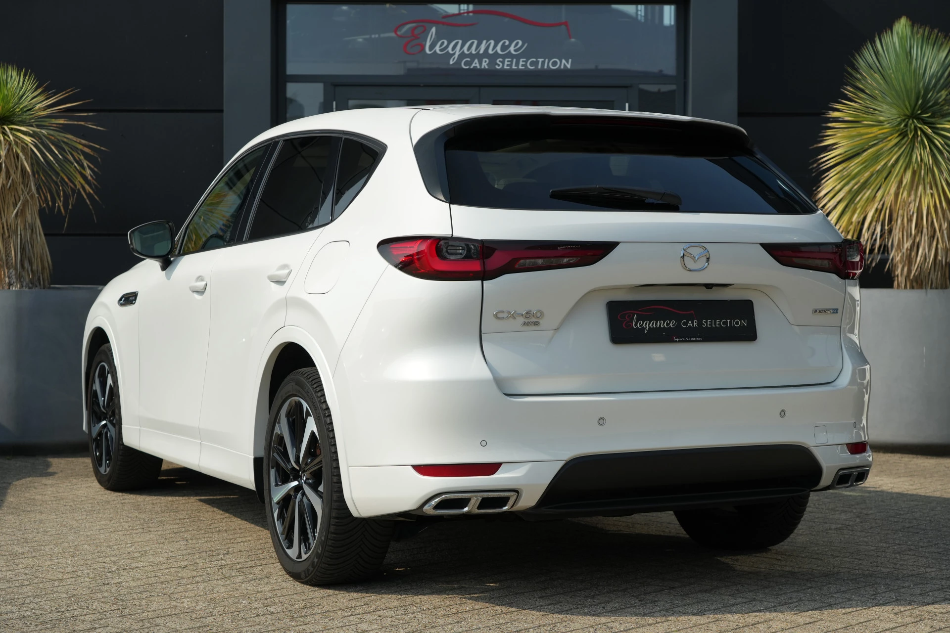 Hoofdafbeelding Mazda CX-60
