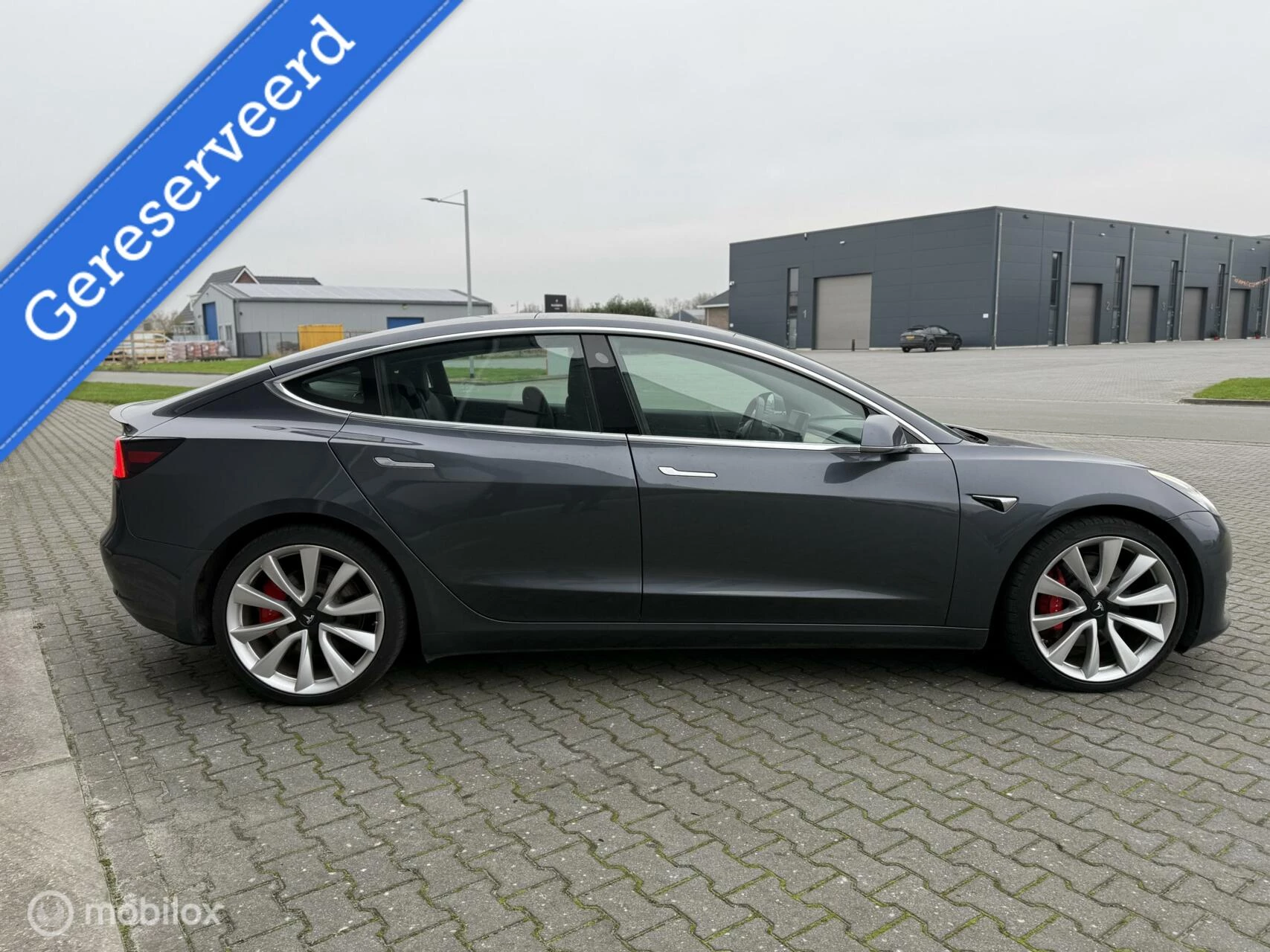 Hoofdafbeelding Tesla Model 3