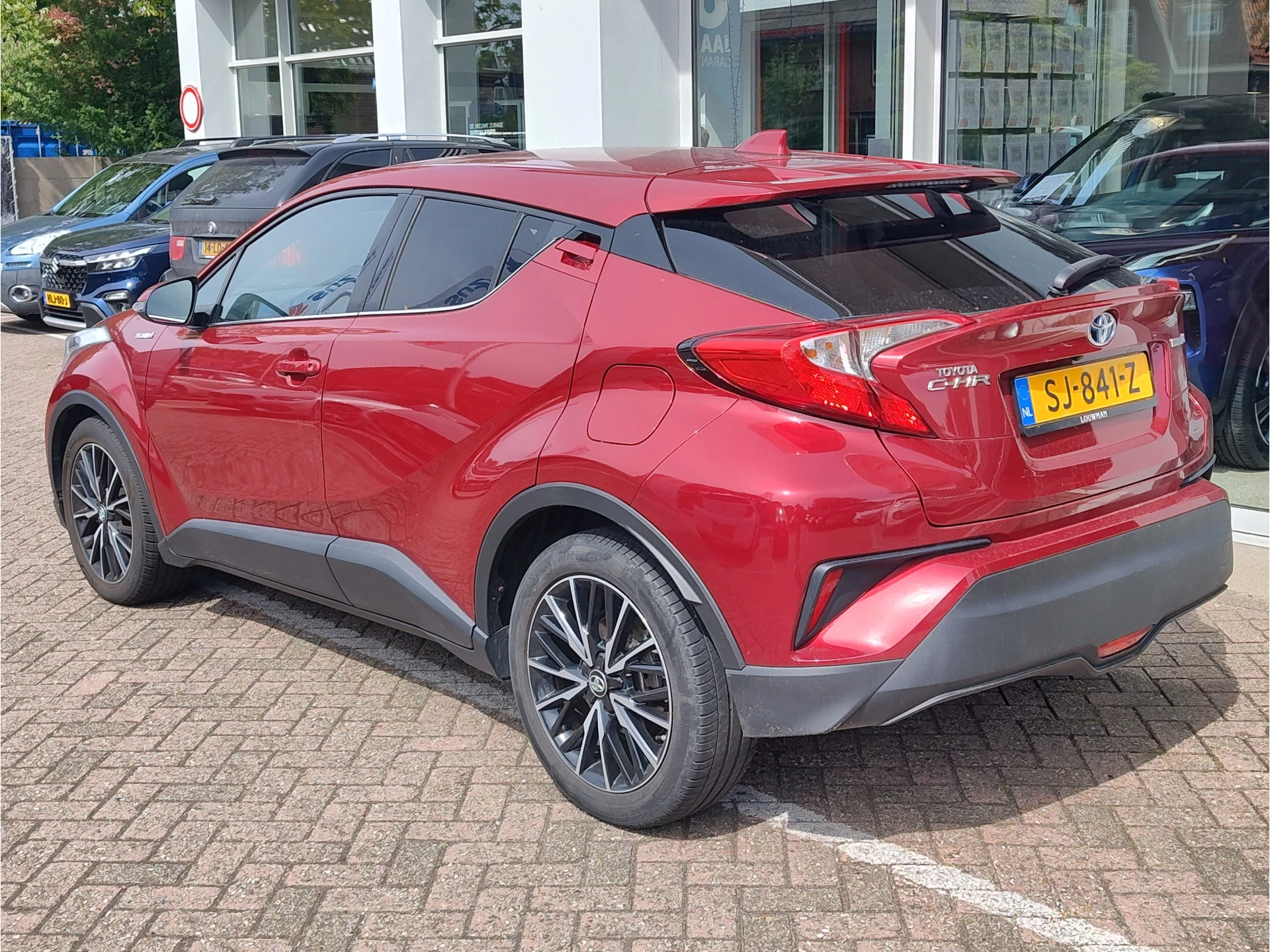 Hoofdafbeelding Toyota C-HR