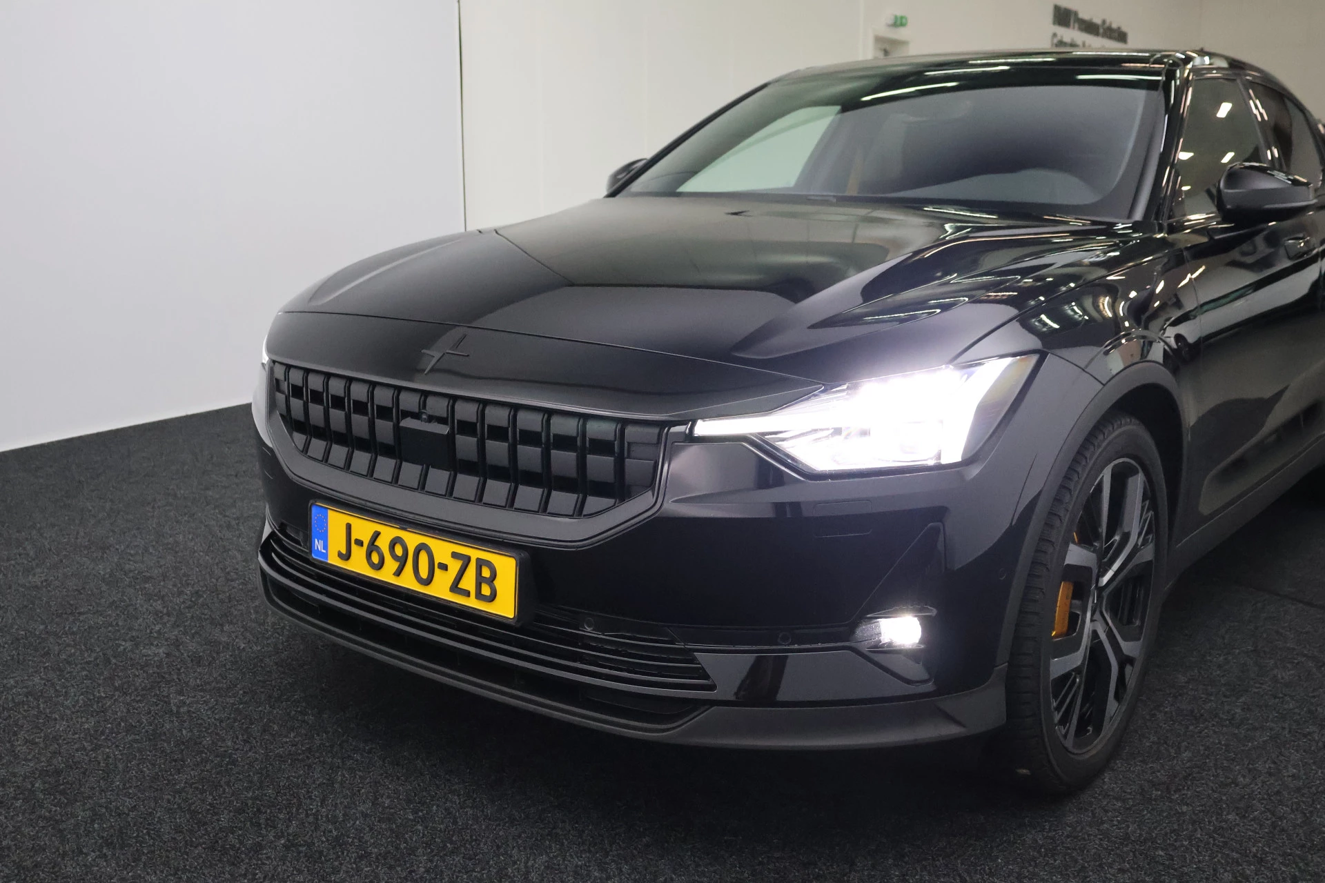 Hoofdafbeelding Polestar 2