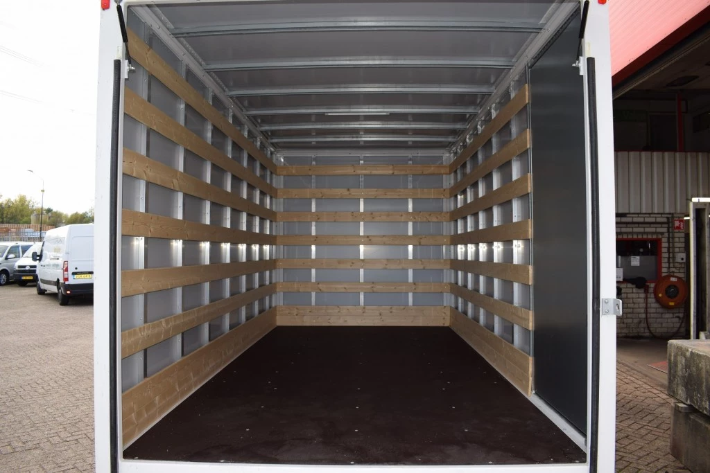 Hoofdafbeelding FUSO Canter