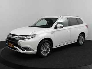 Hoofdafbeelding Mitsubishi Outlander Mitsubishi Outlander 2.4 PHEV Intense