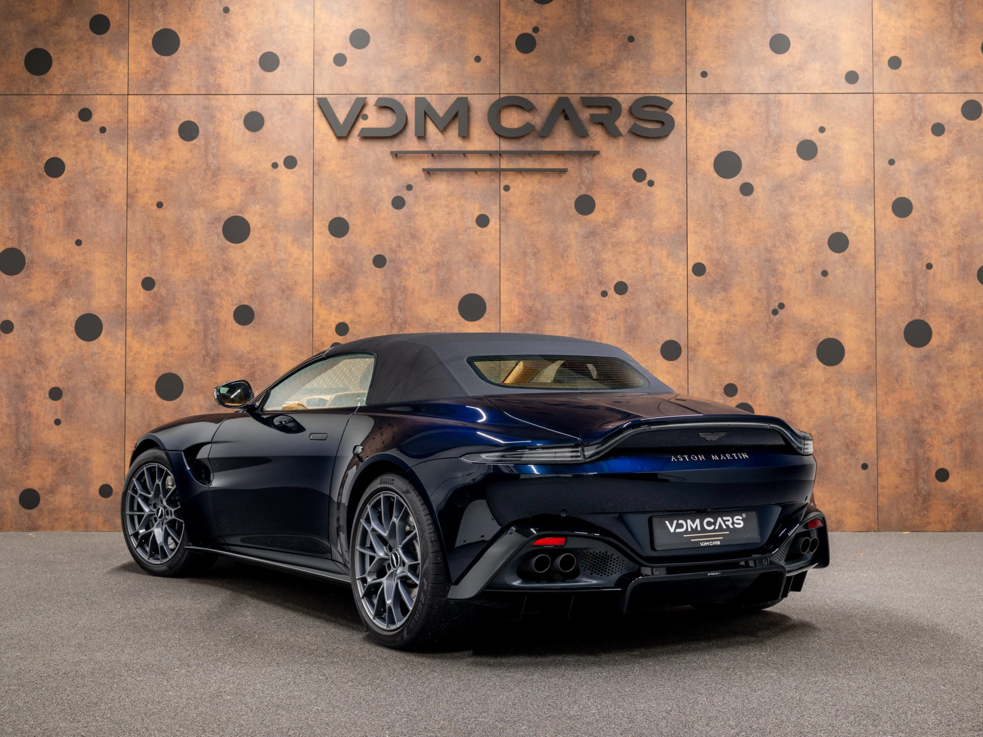 Hoofdafbeelding Aston Martin V8 Vantage