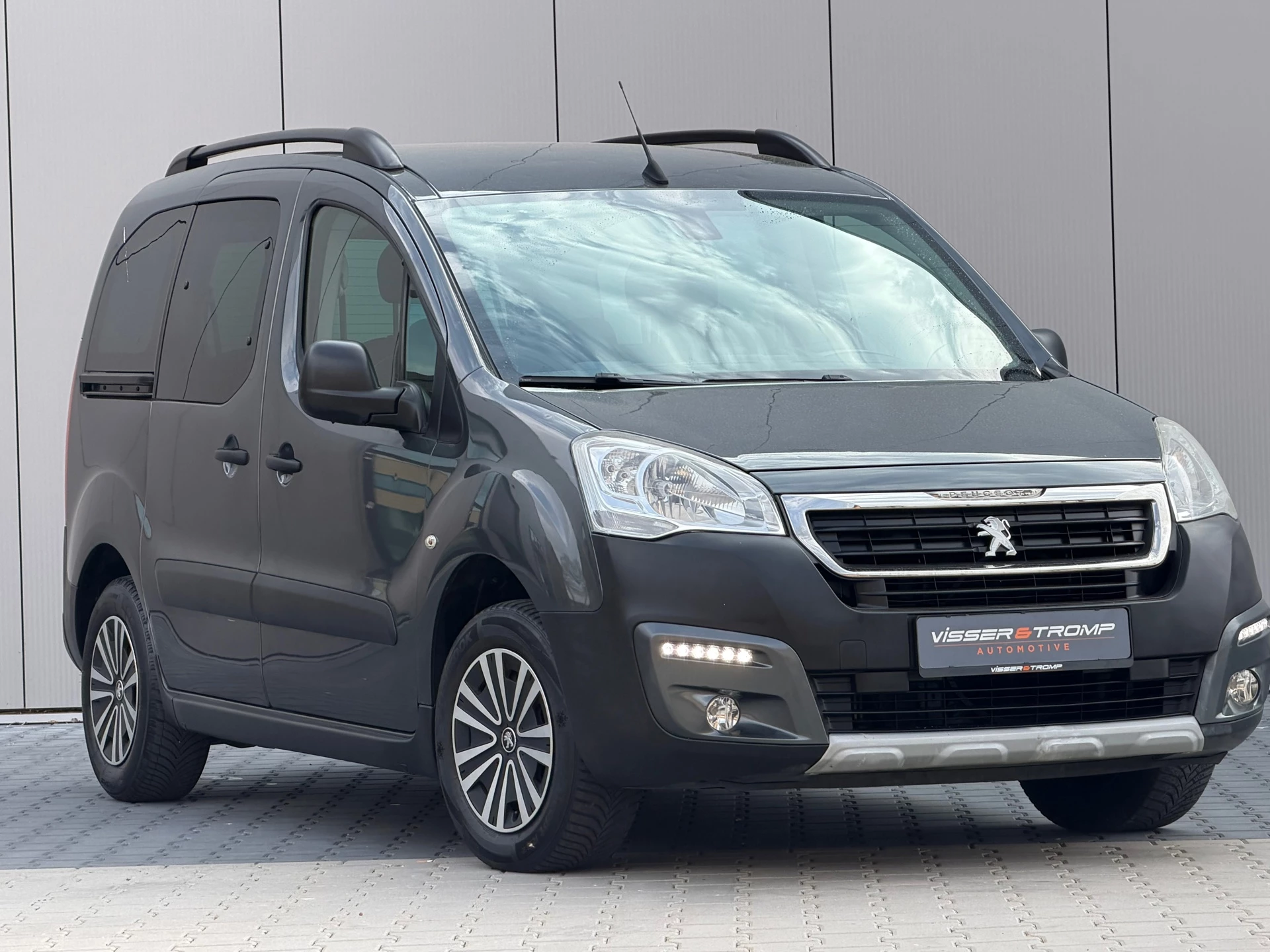 Hoofdafbeelding Peugeot Partner