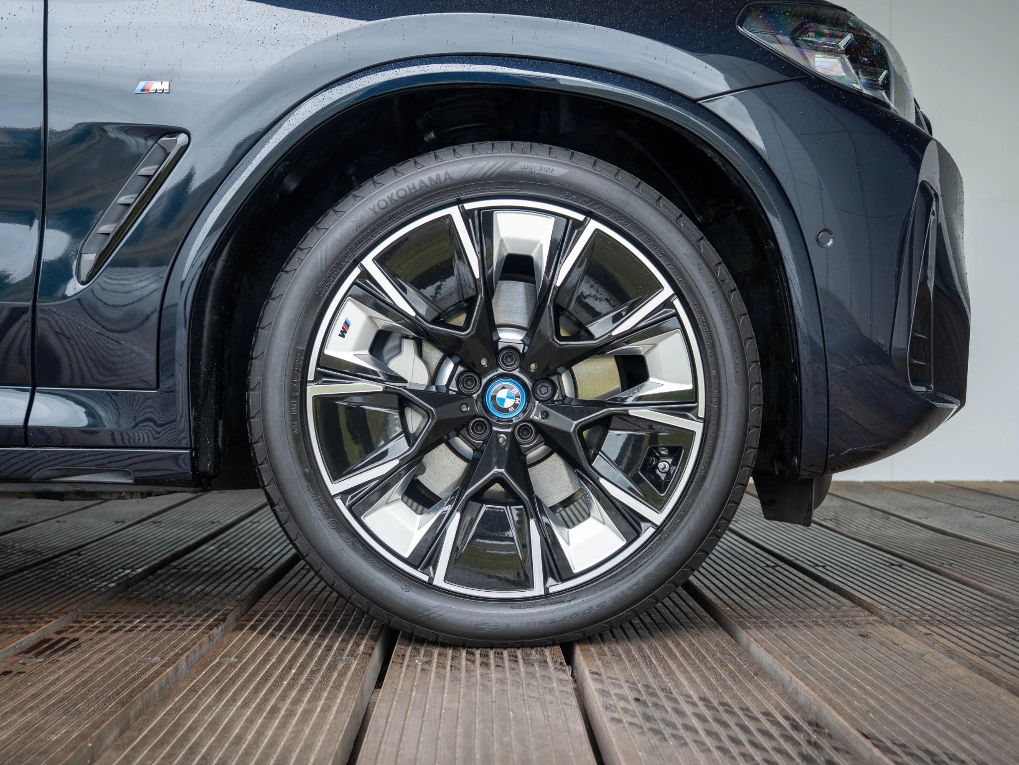 Hoofdafbeelding BMW iX3