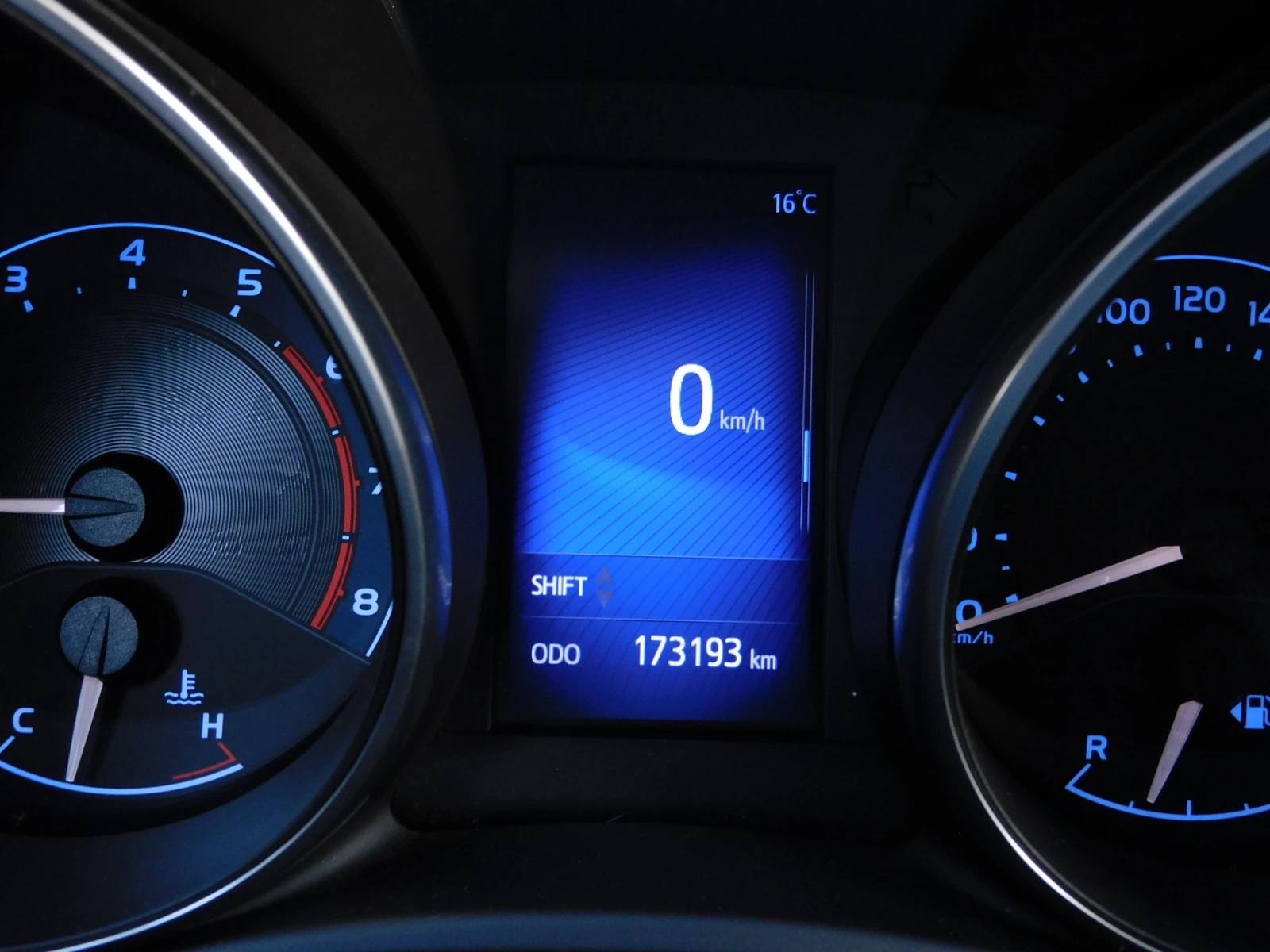 Hoofdafbeelding Toyota Auris