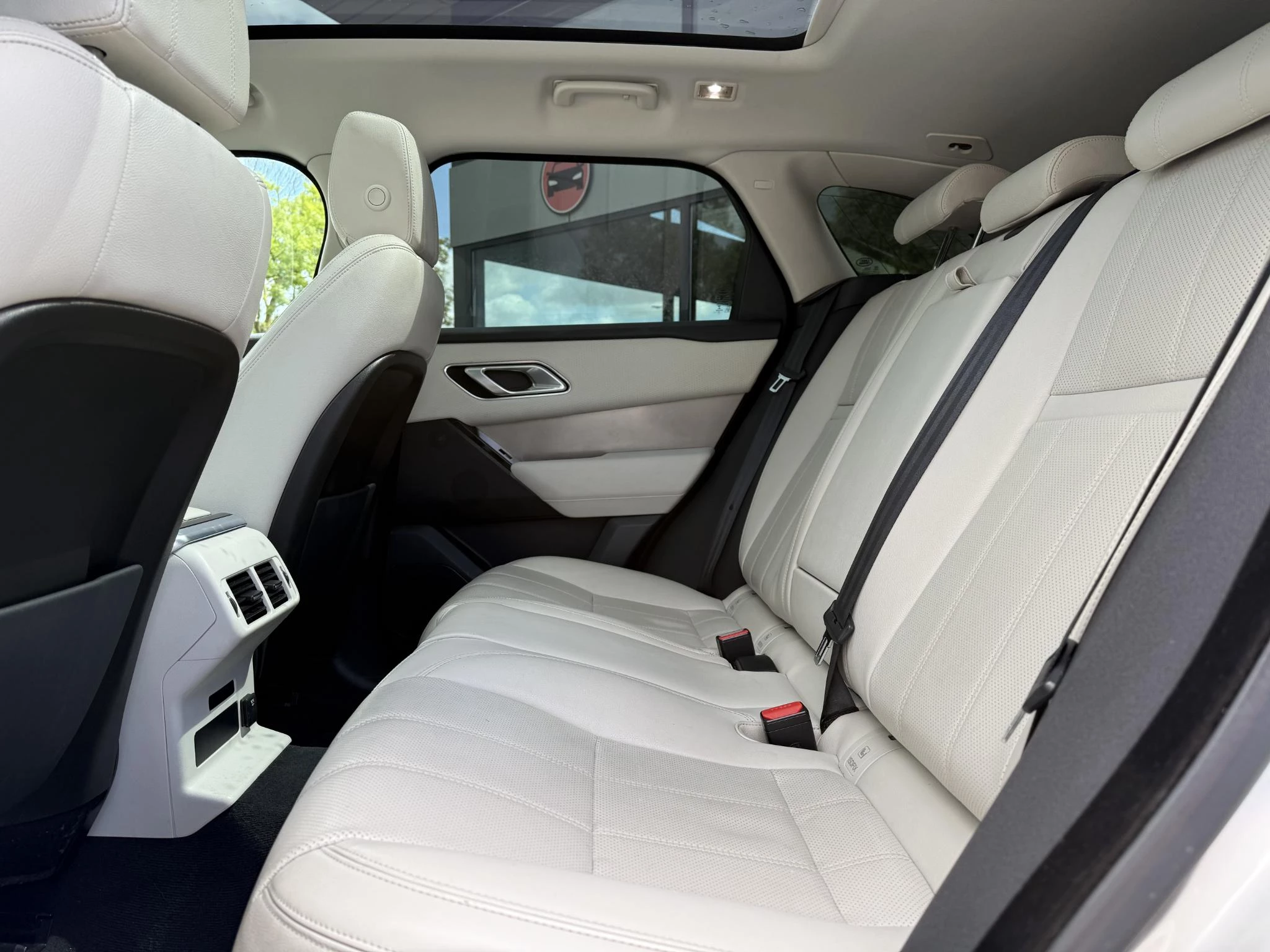 Hoofdafbeelding Land Rover Range Rover Velar