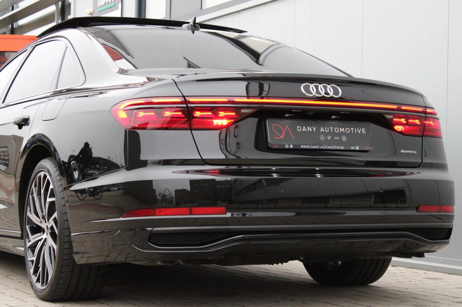 Hoofdafbeelding Audi A8