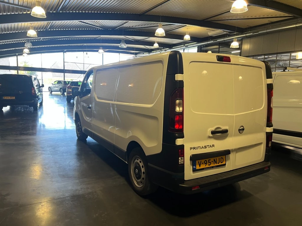 Hoofdafbeelding Nissan Primastar
