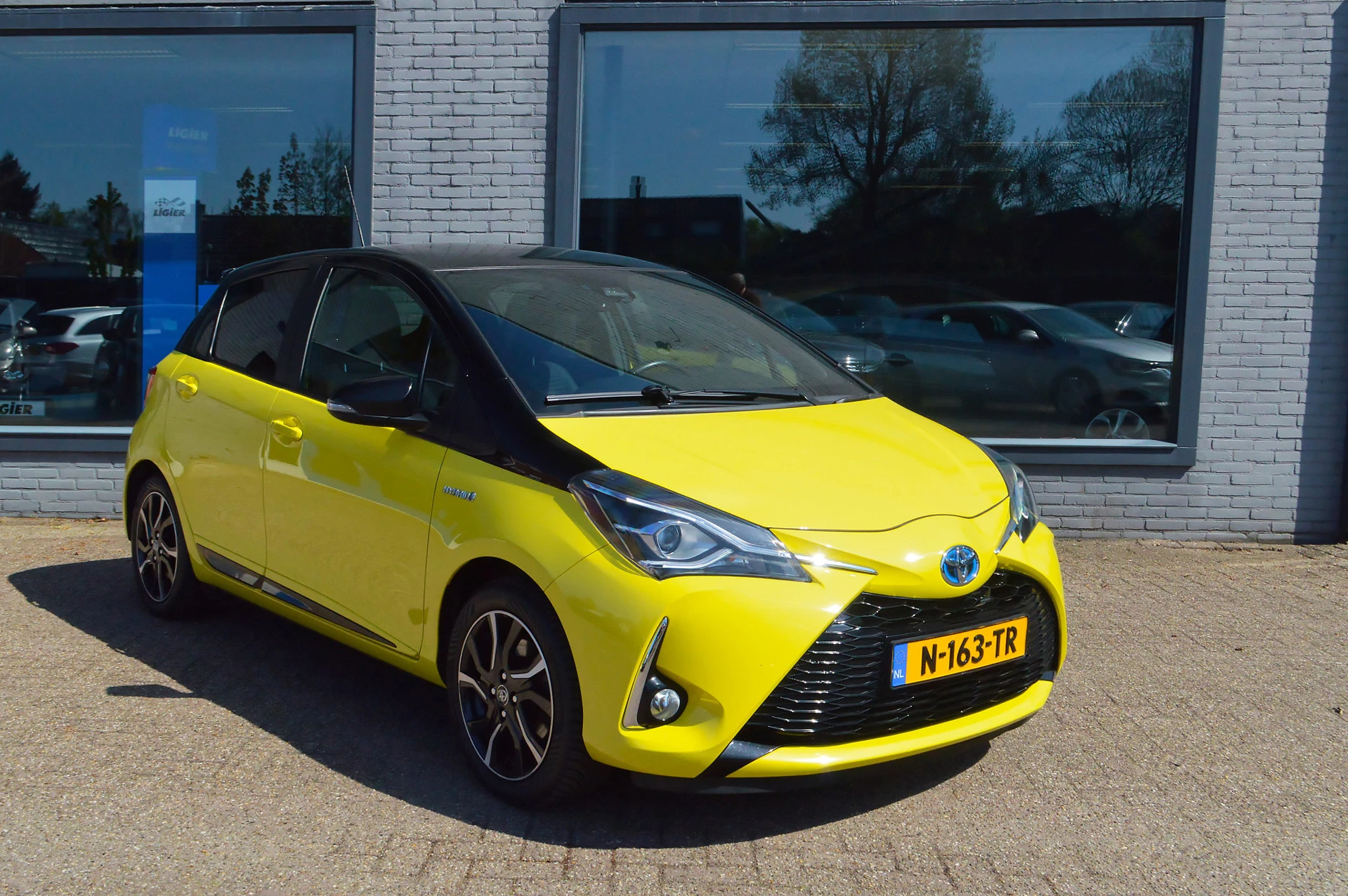 Hoofdafbeelding Toyota Yaris