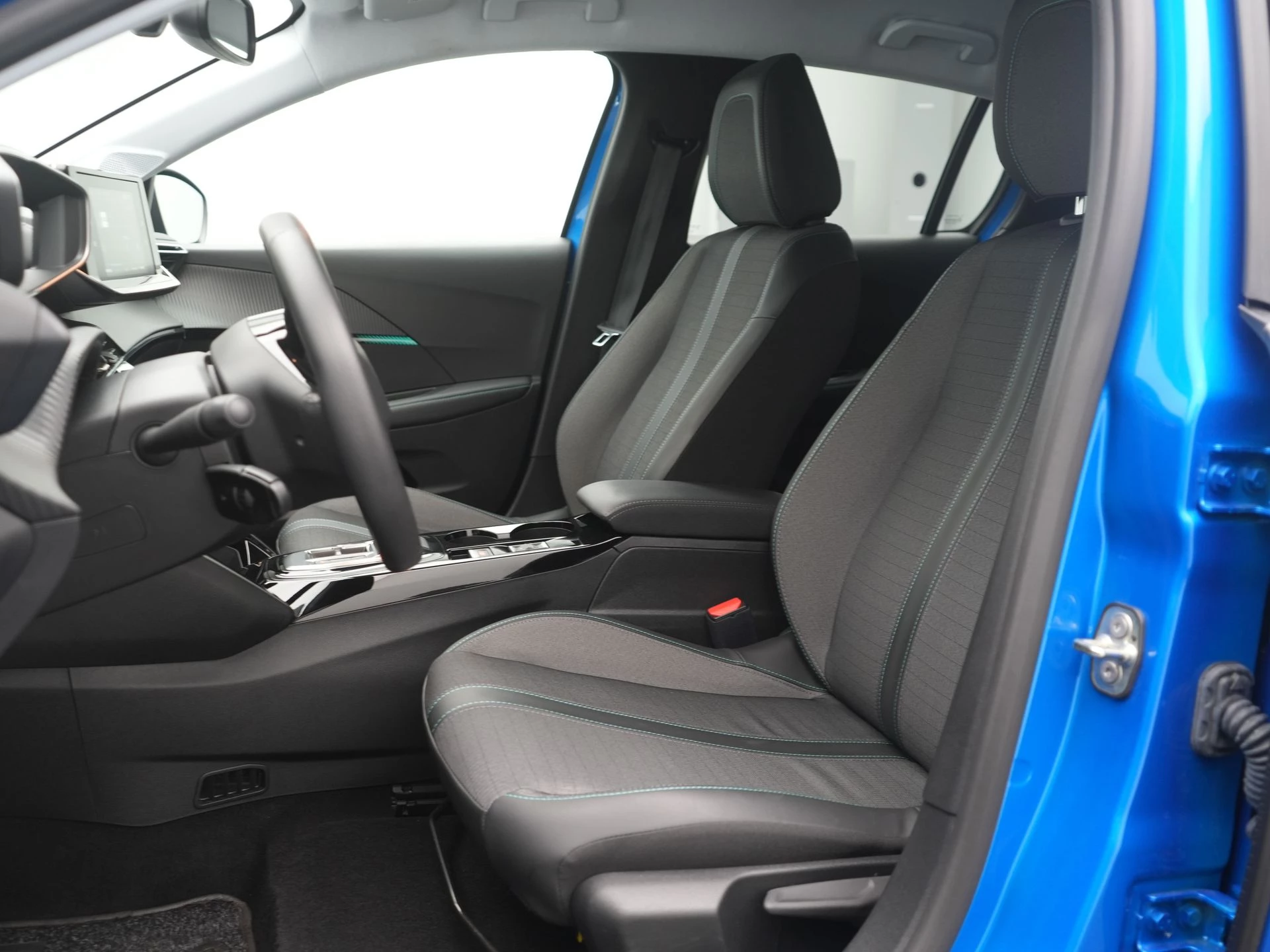 Hoofdafbeelding Peugeot e-208