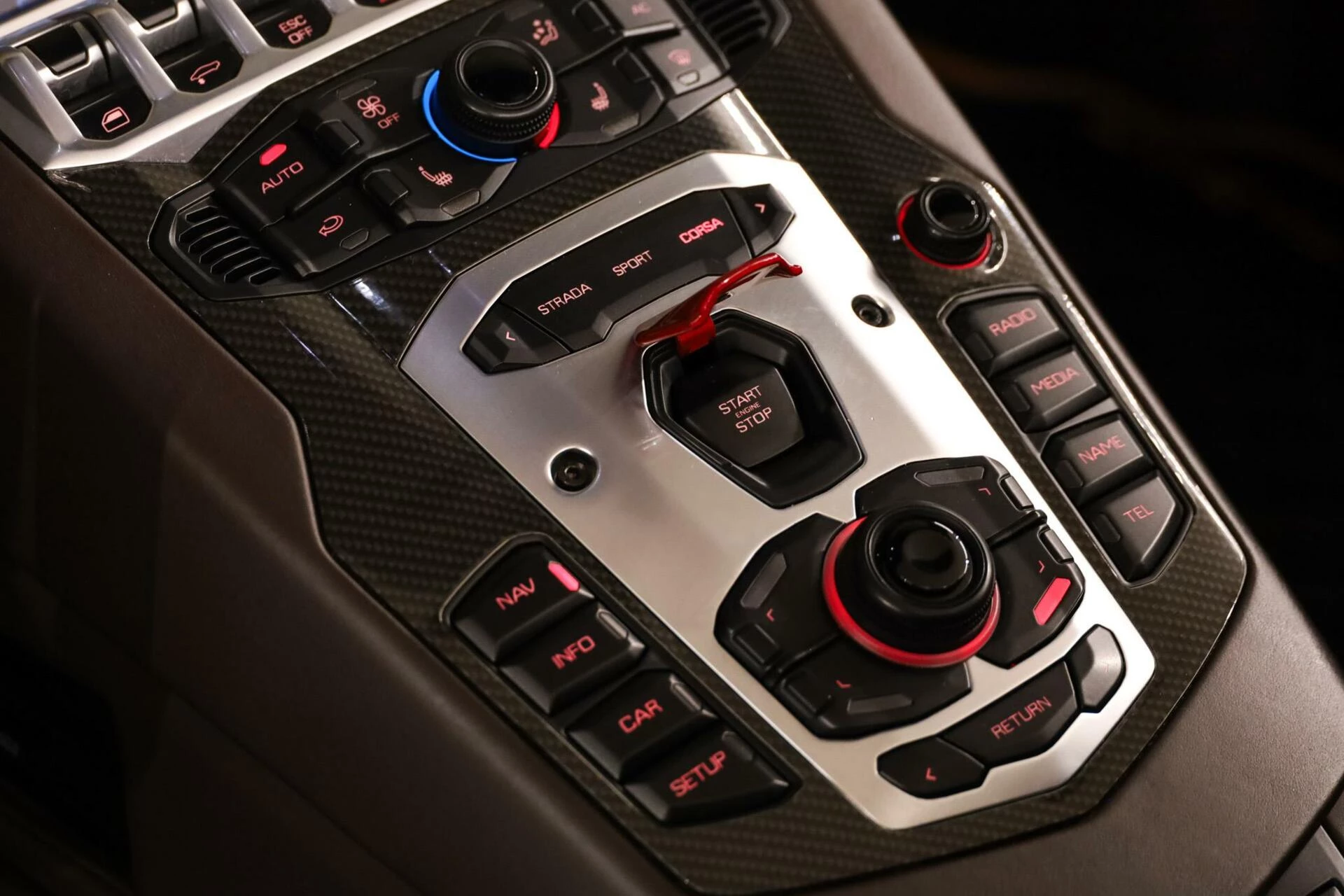 Hoofdafbeelding Lamborghini Aventador