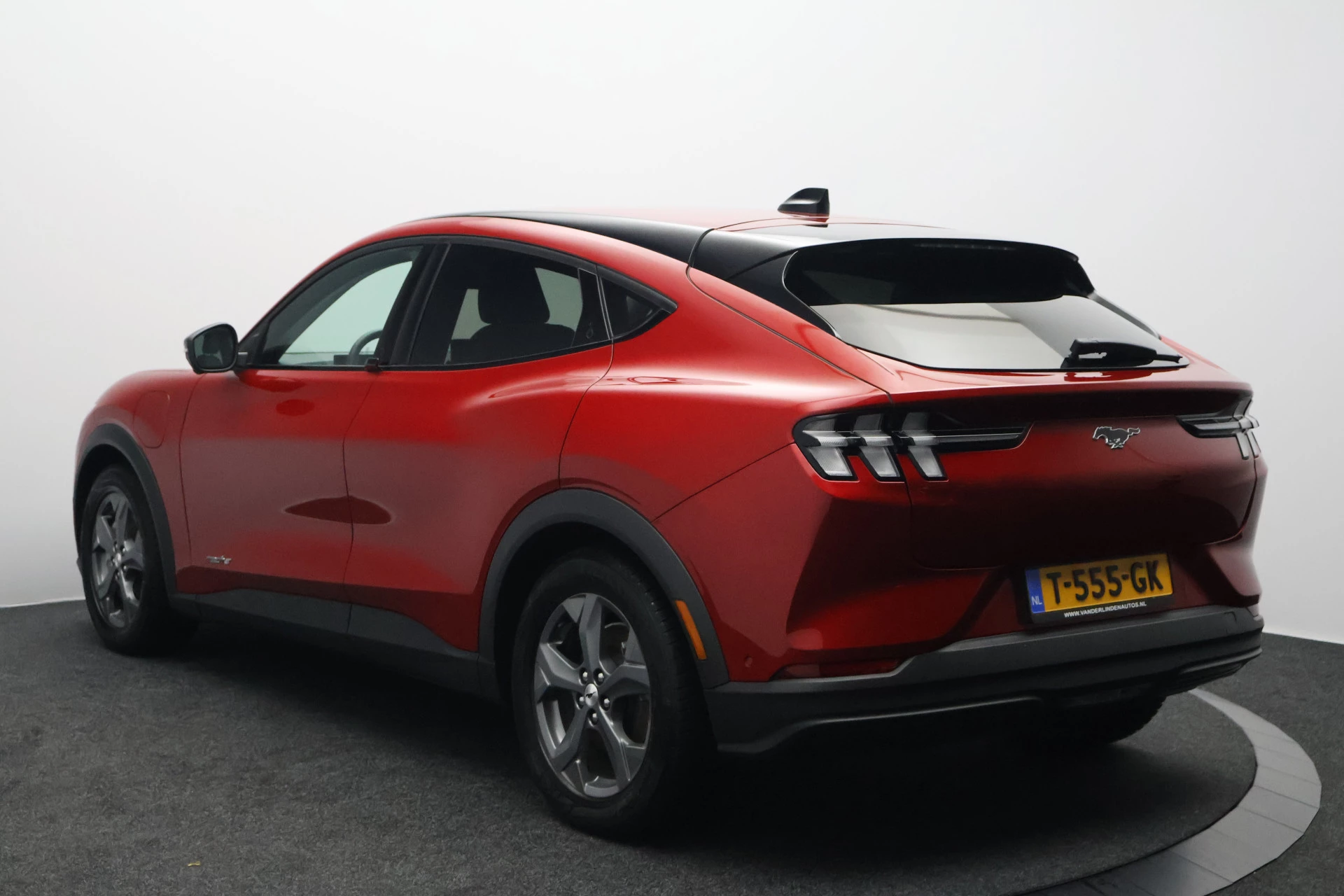 Hoofdafbeelding Ford Mustang Mach-E