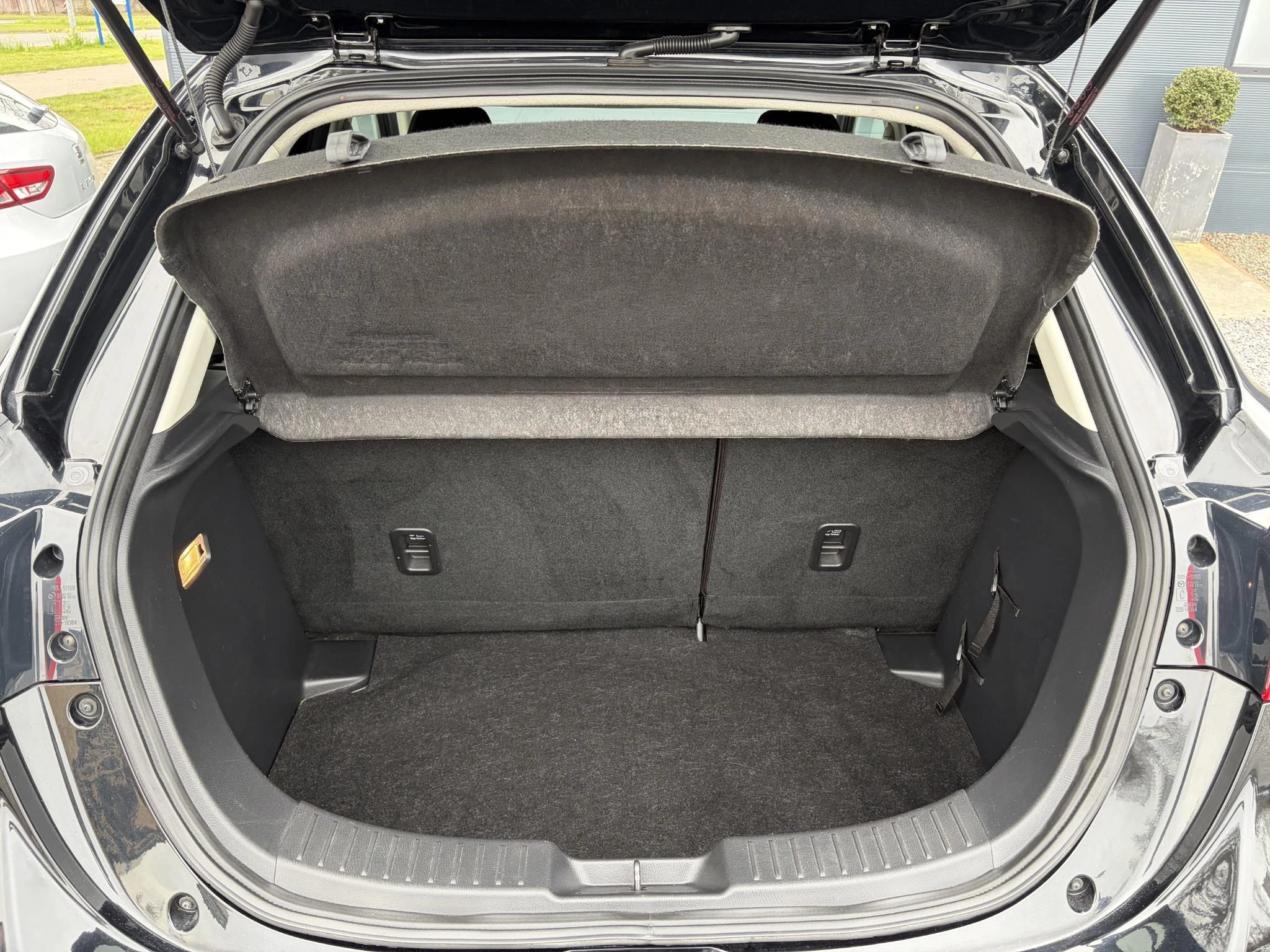 Hoofdafbeelding Mazda 2