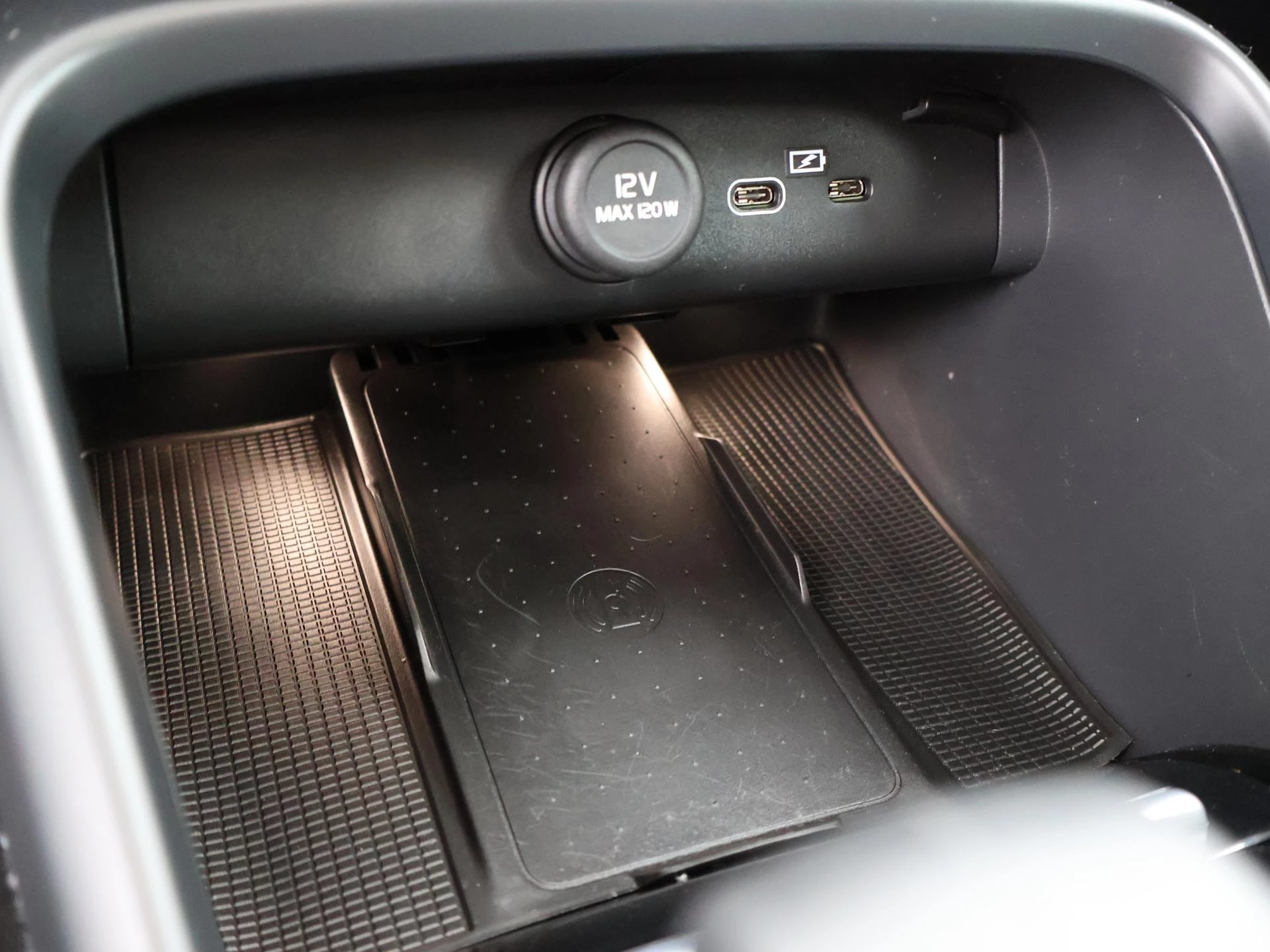 Hoofdafbeelding Volvo C40