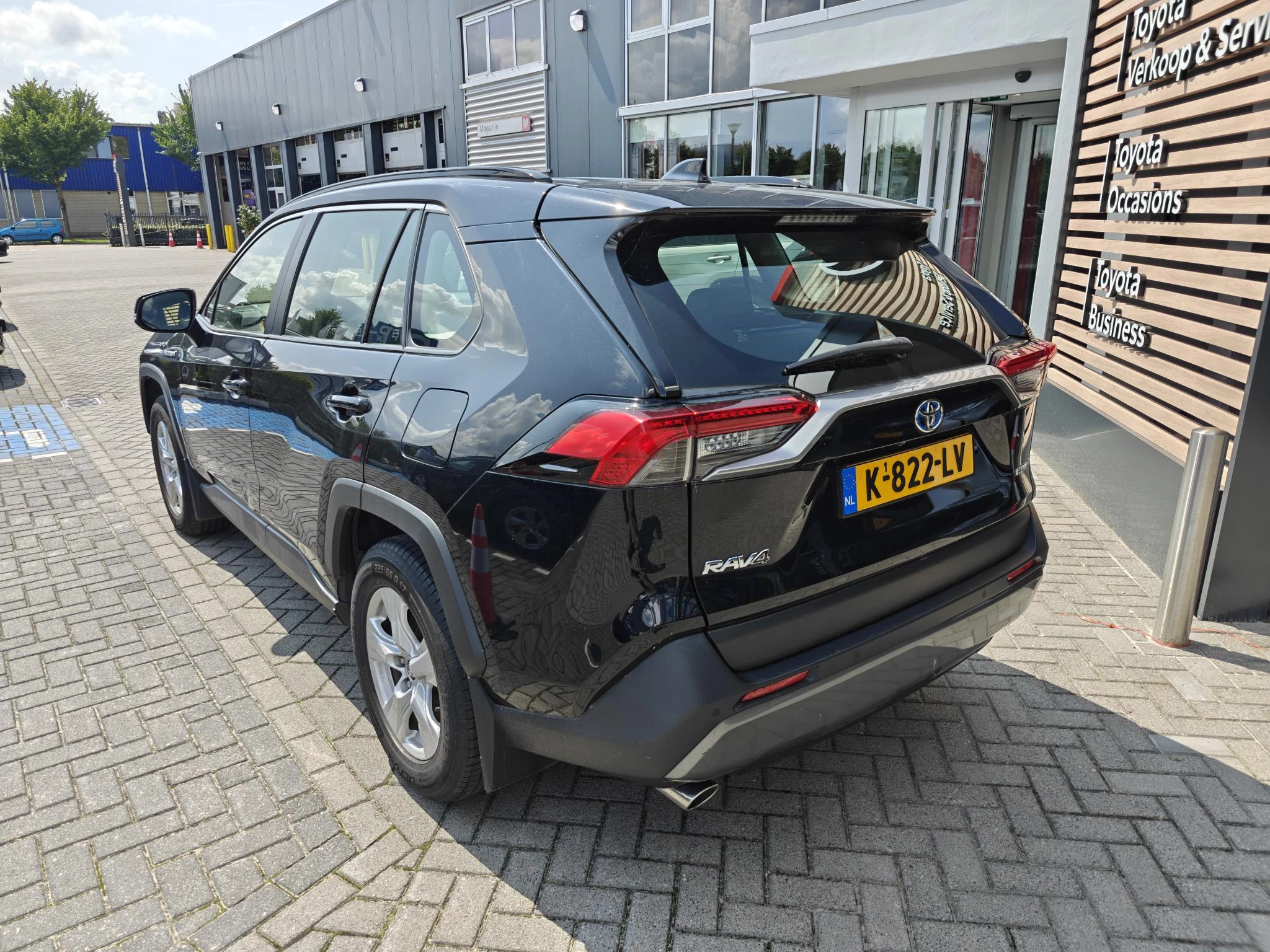Hoofdafbeelding Toyota RAV4