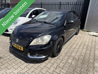 Suzuki Kizashi 2.4 Sport automaat motor slaat niet aan