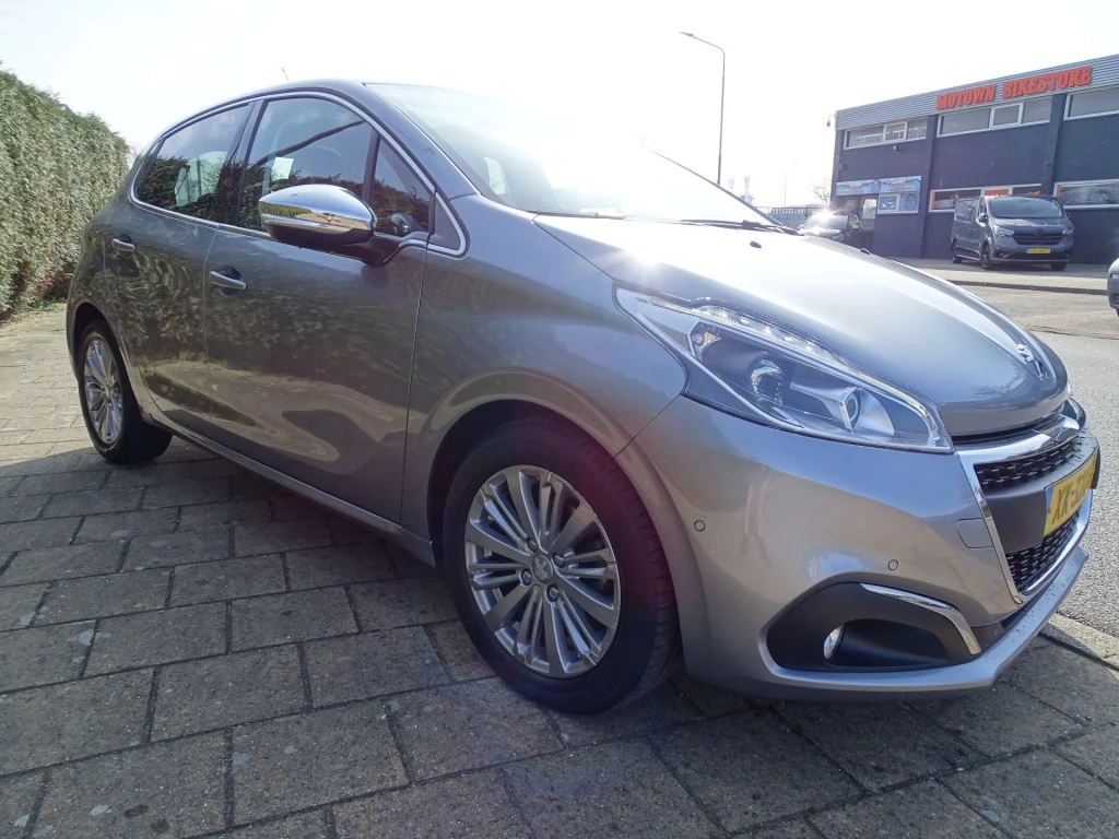 Hoofdafbeelding Peugeot 208