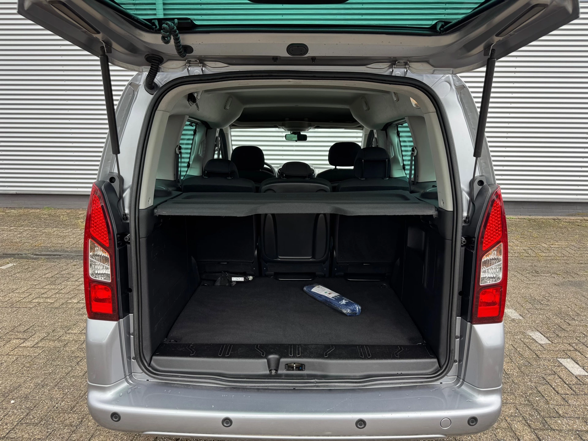Hoofdafbeelding Peugeot Partner