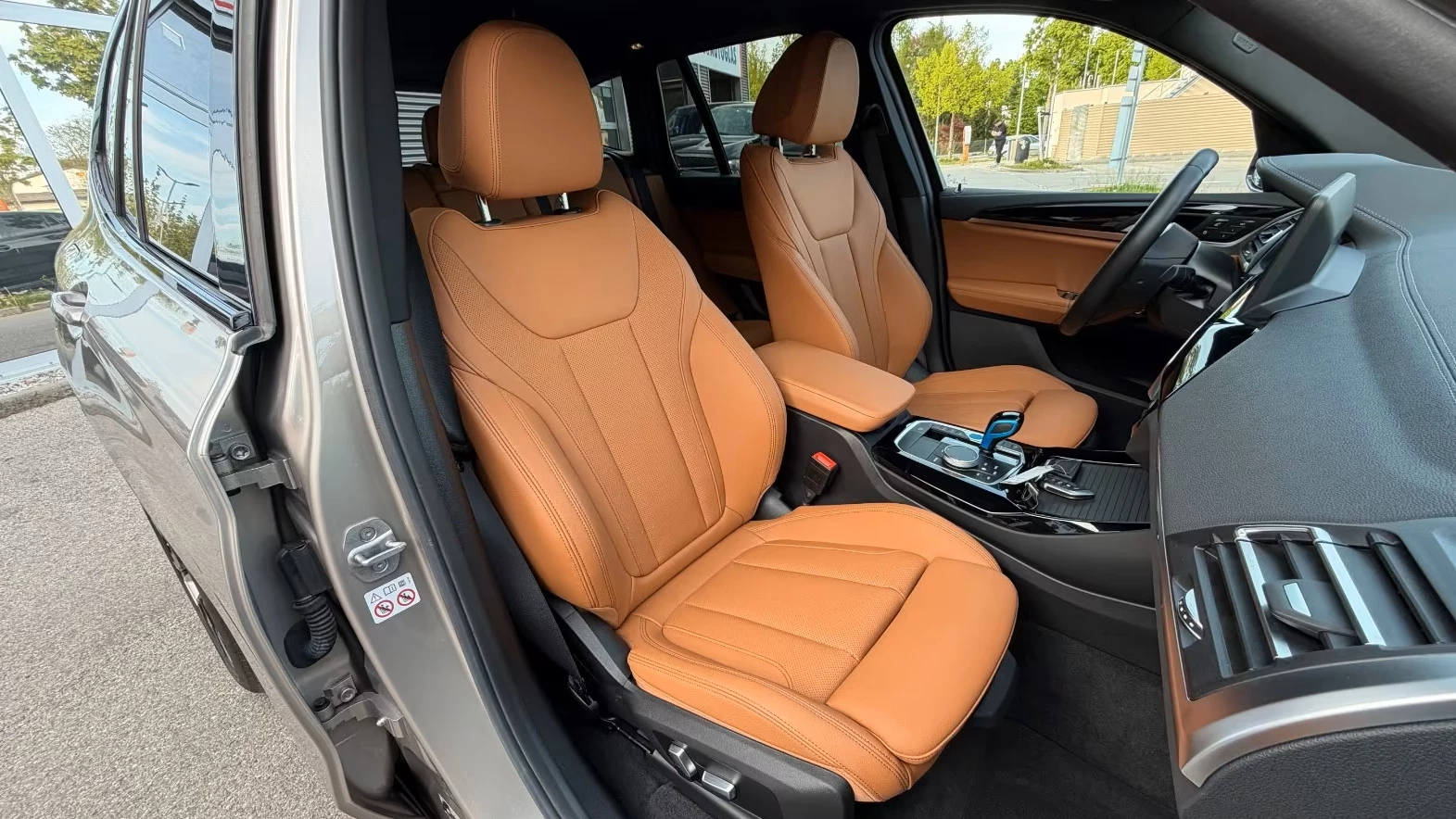 Hoofdafbeelding BMW iX3