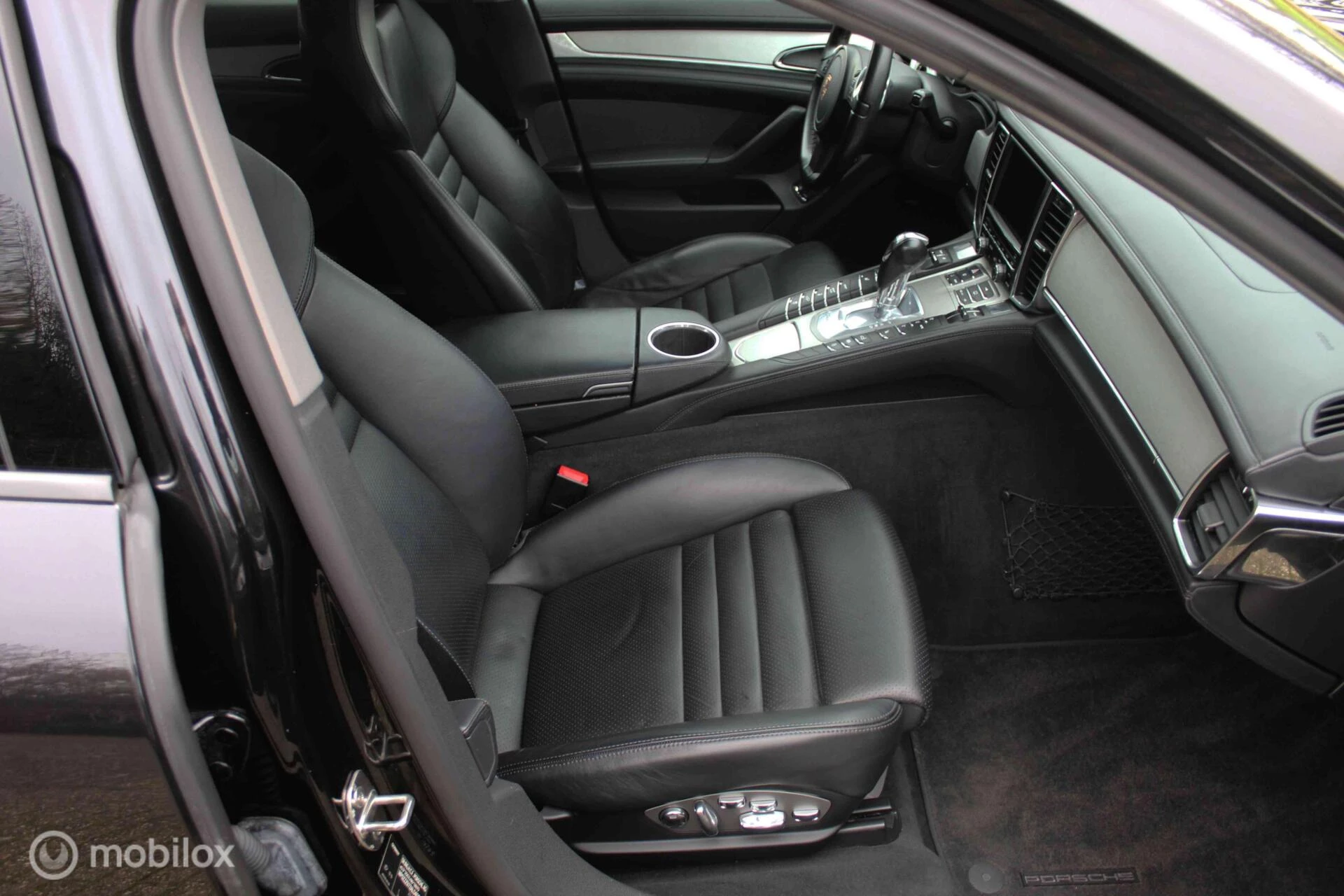 Hoofdafbeelding Porsche Panamera