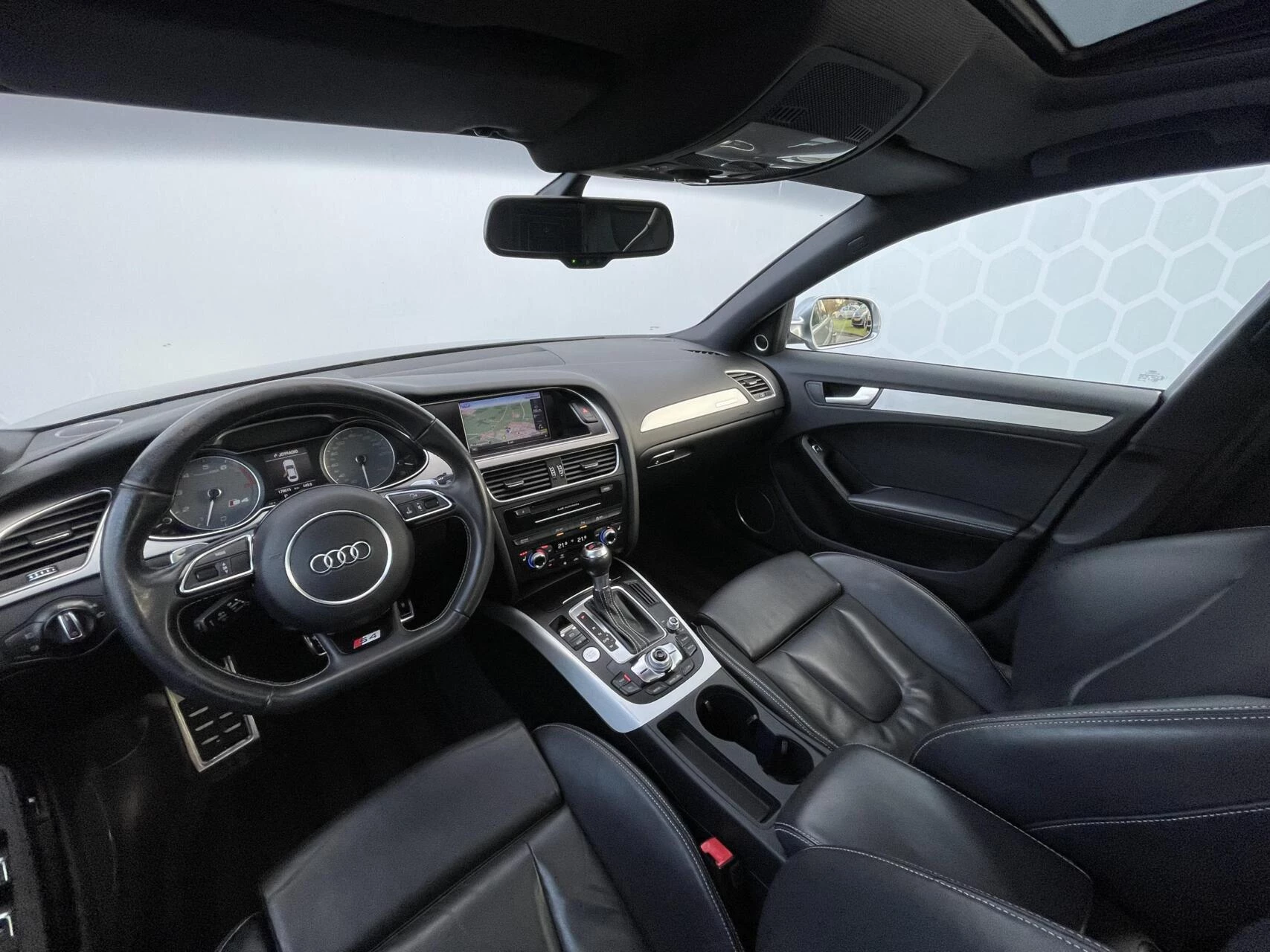 Hoofdafbeelding Audi S4